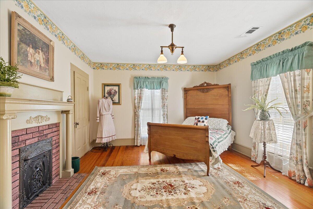 38 Alabama Street Property Photo 40