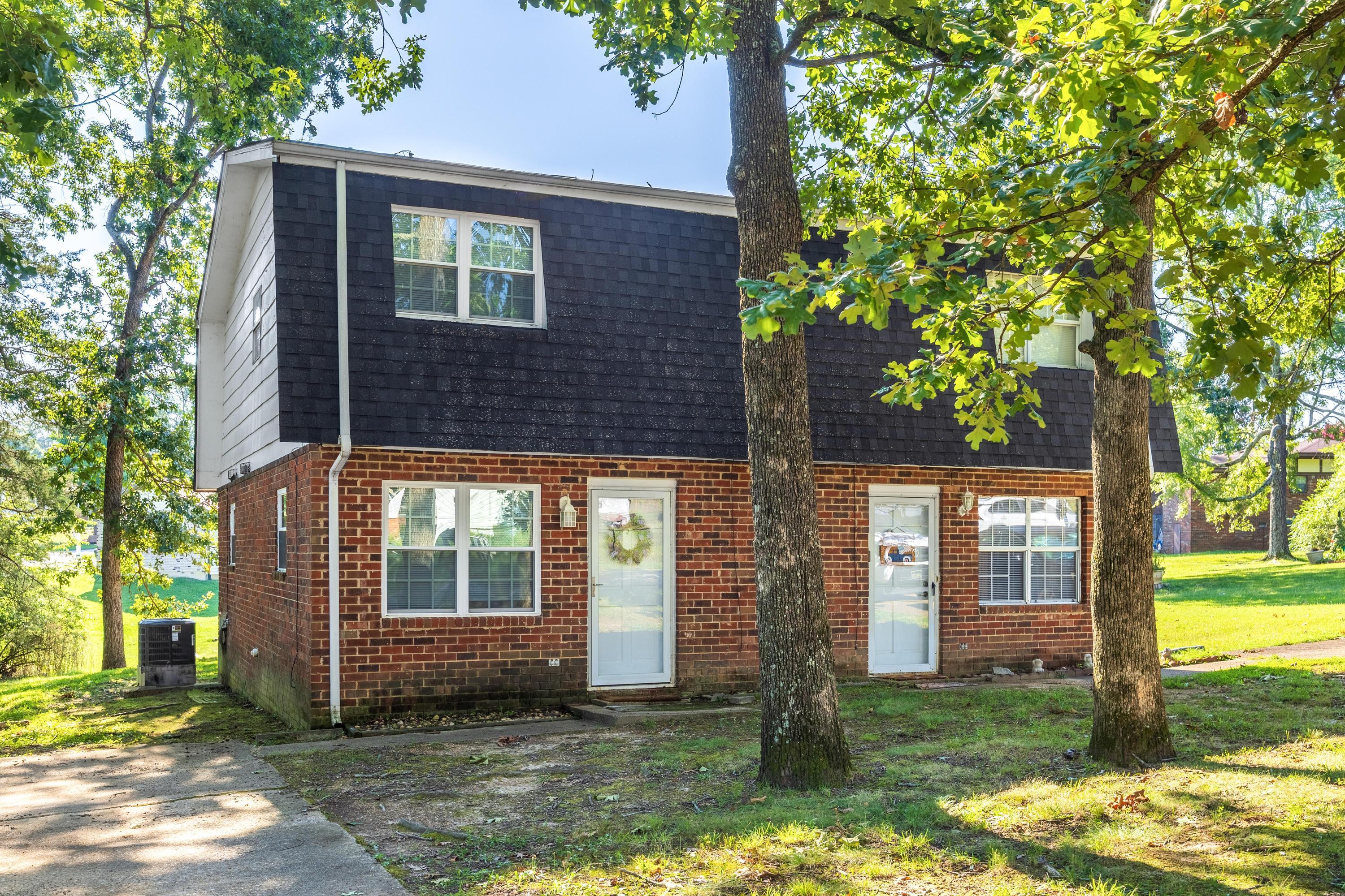 1529798 Property Photo 2
