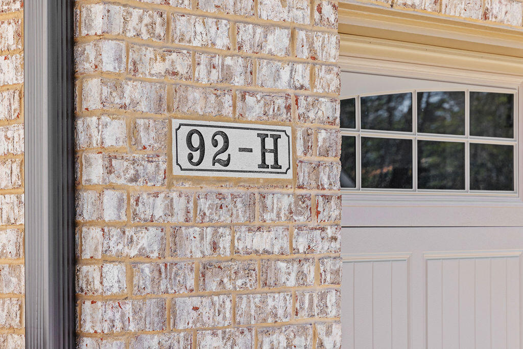 92-h Founding Way Property Photo 3