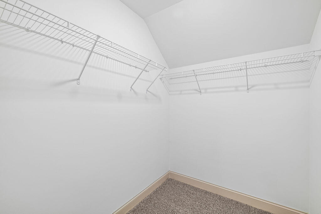 92-h Founding Way Property Photo 32