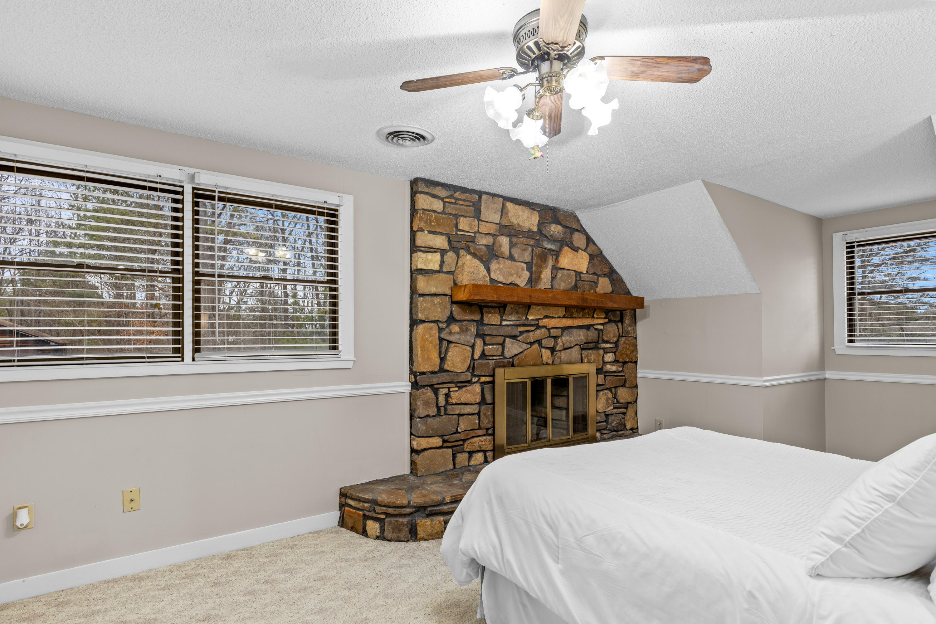 446 Jamestown Road Property Photo 32