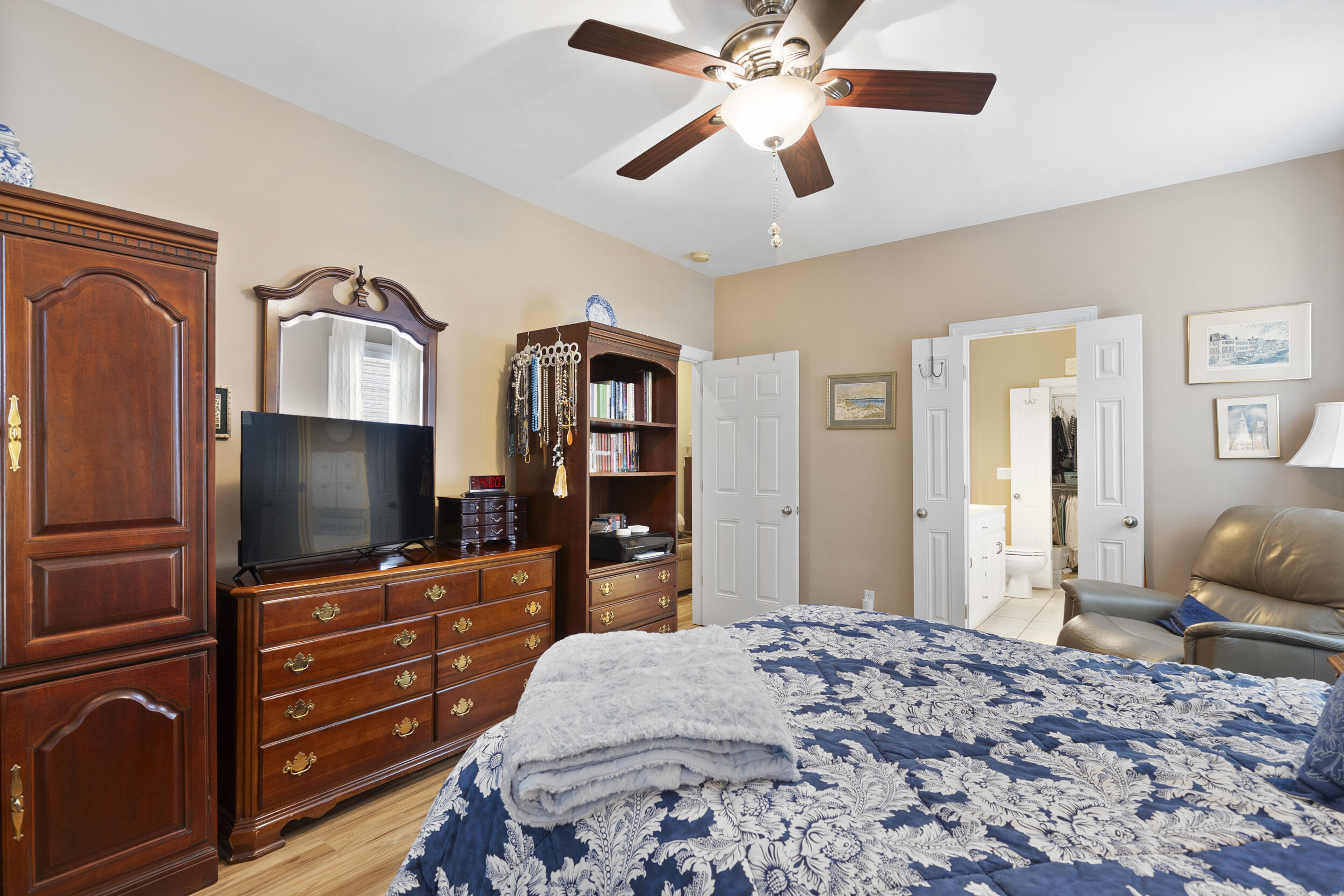 904 Sandy Dunes Drive Property Photo 7