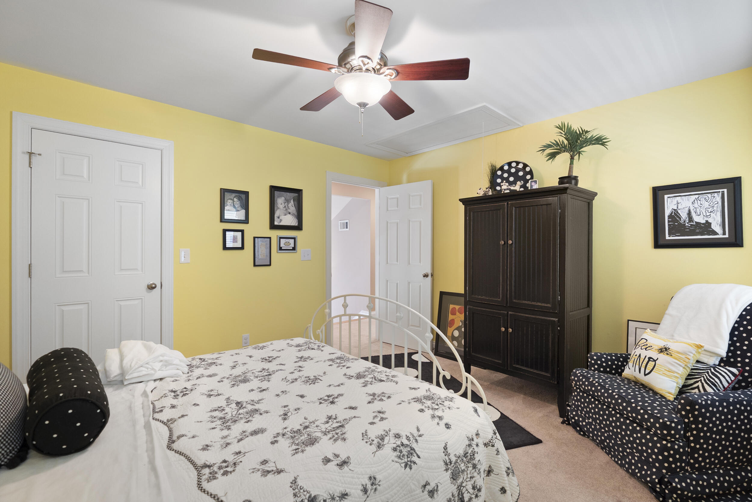 904 Sandy Dunes Drive Property Photo 22