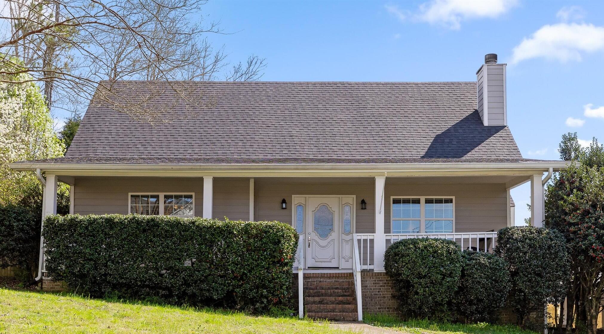 2700 Autumn Chase Drive Property Photo 1