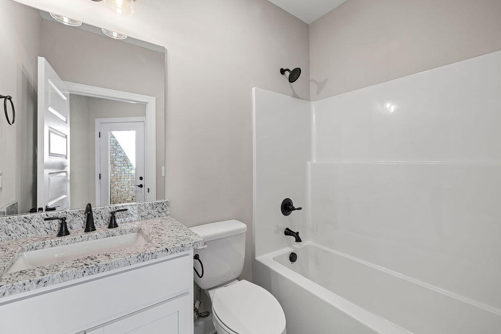92-g Founding Way Property Photo 6
