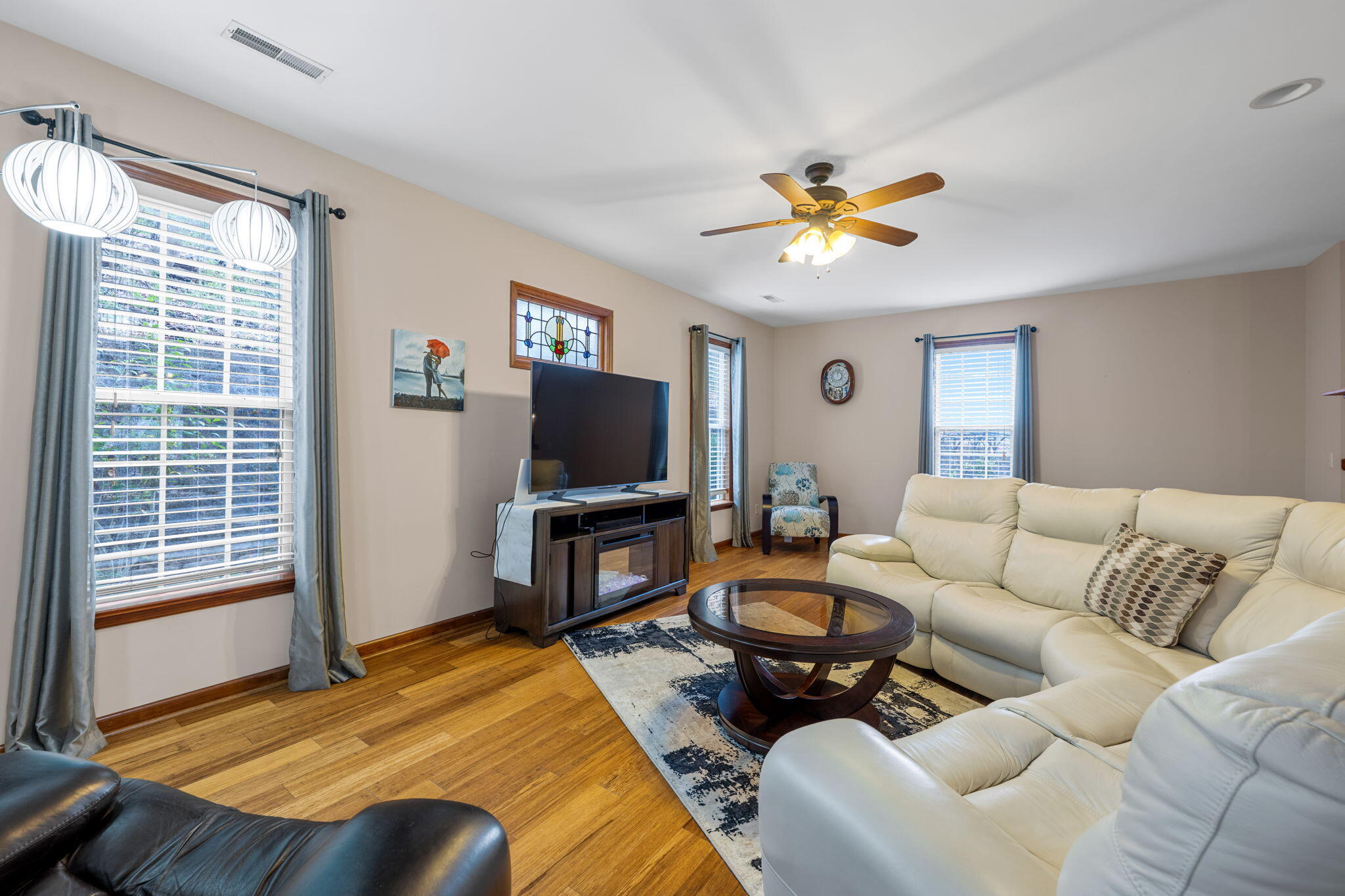 9711 Imperial Drive Property Photo 34