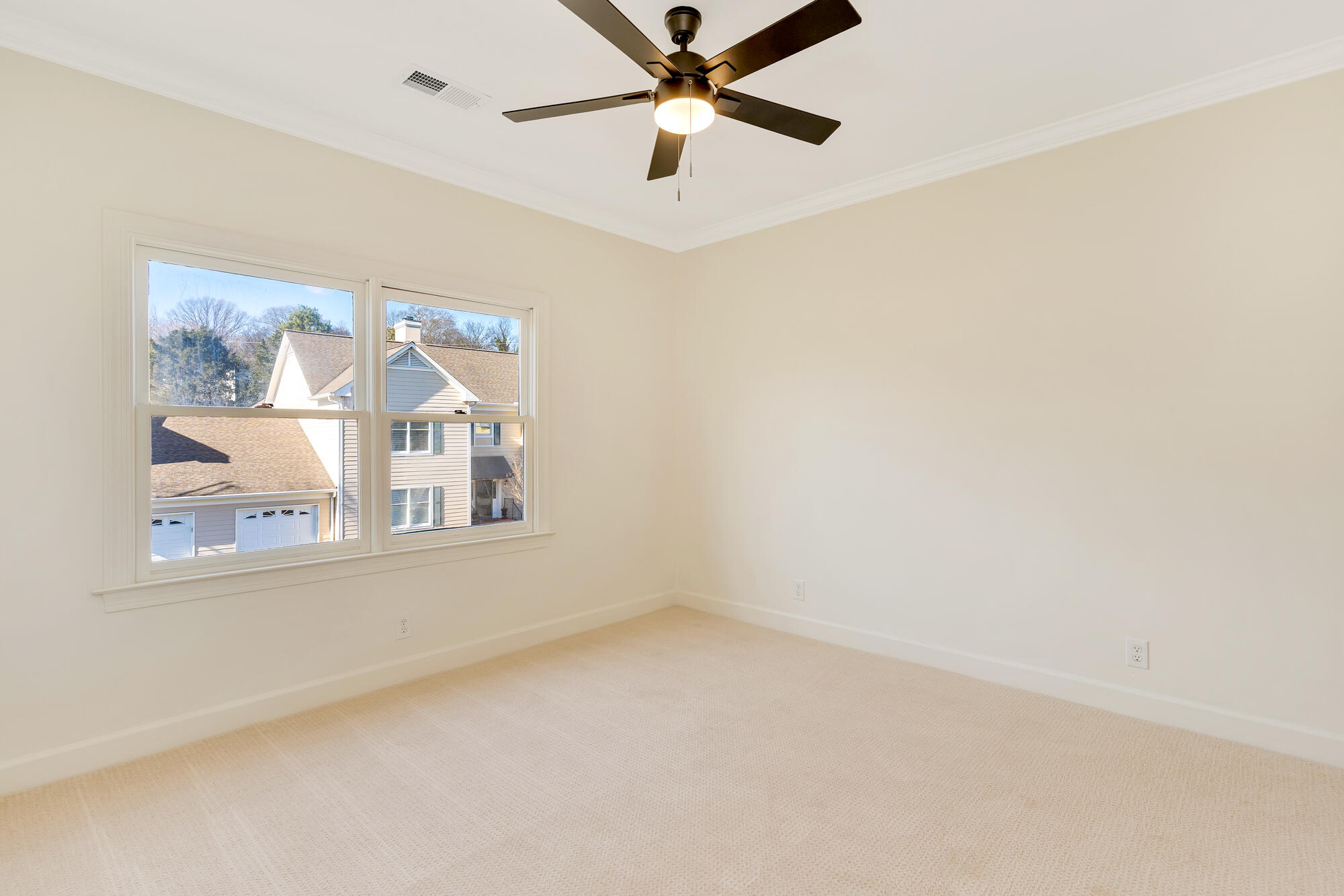 1213 Bridgewater Lane Property Photo 17