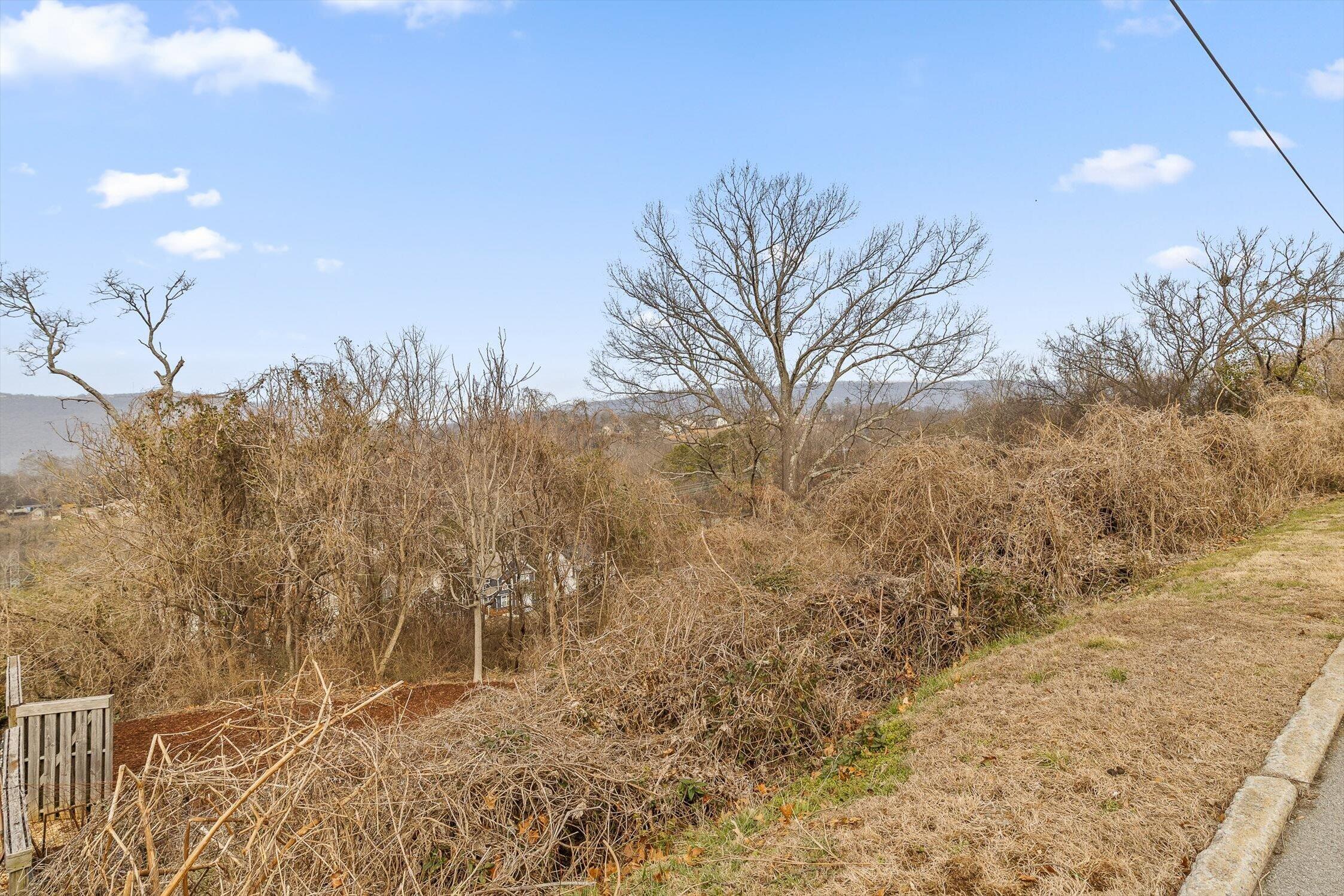 497 Wayne Avenue Property Photo 4