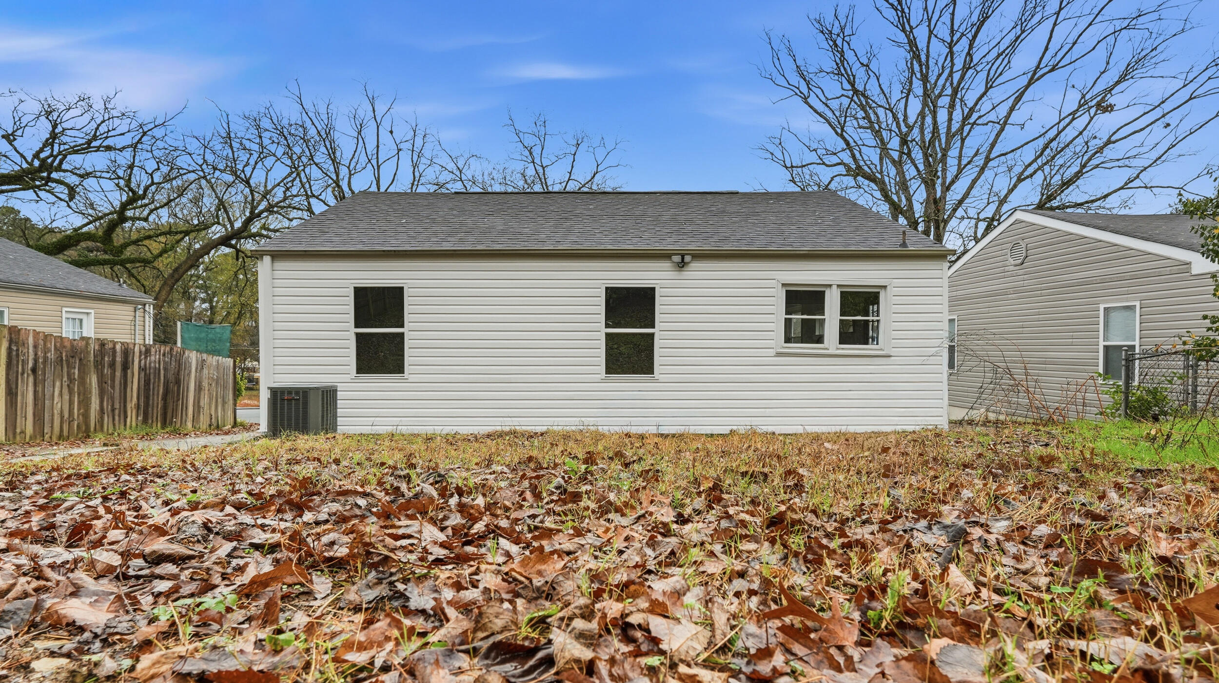 408 Central Drive Property Photo 18