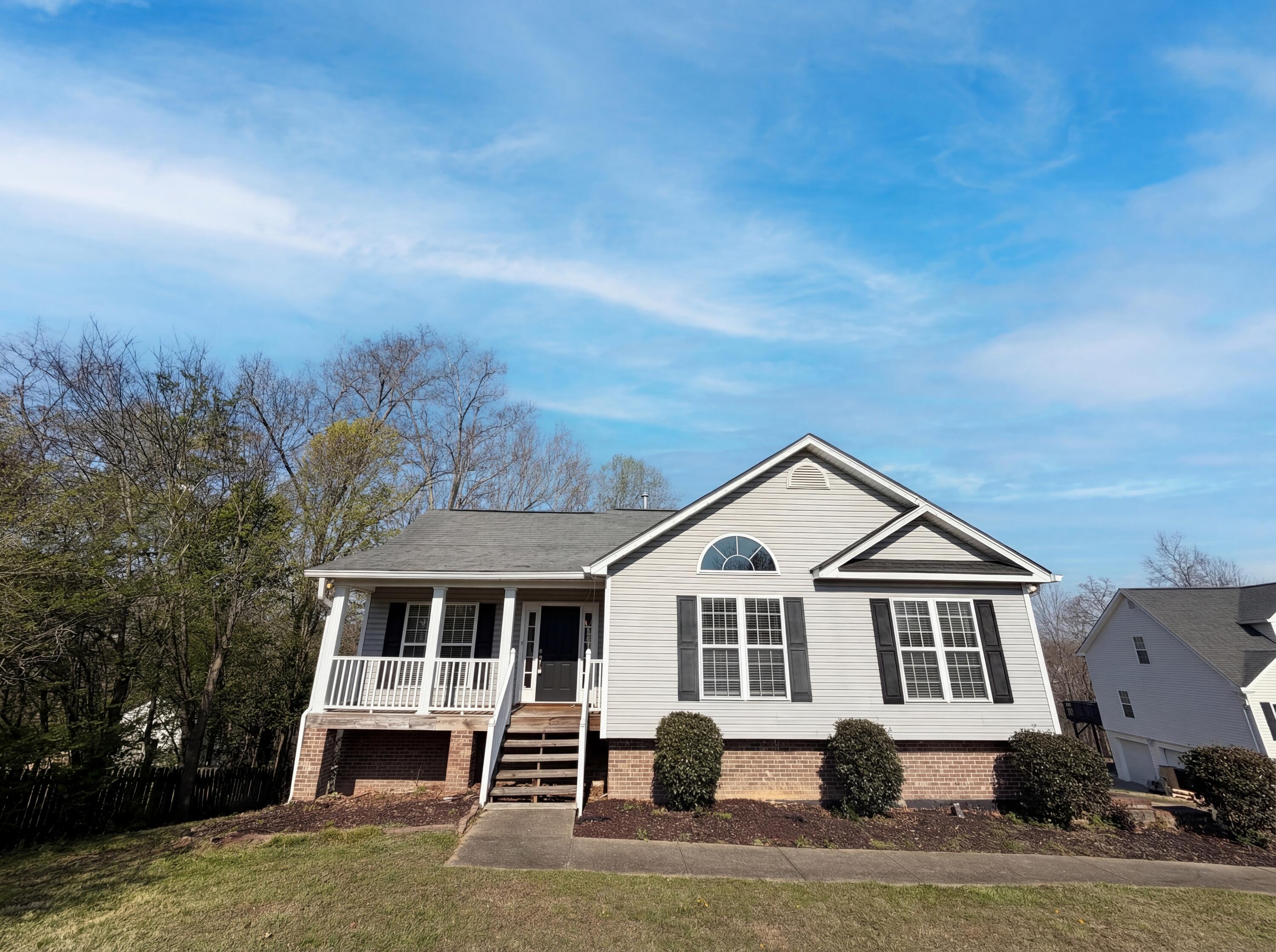 6937 Bucksland Drive Property Photo 1