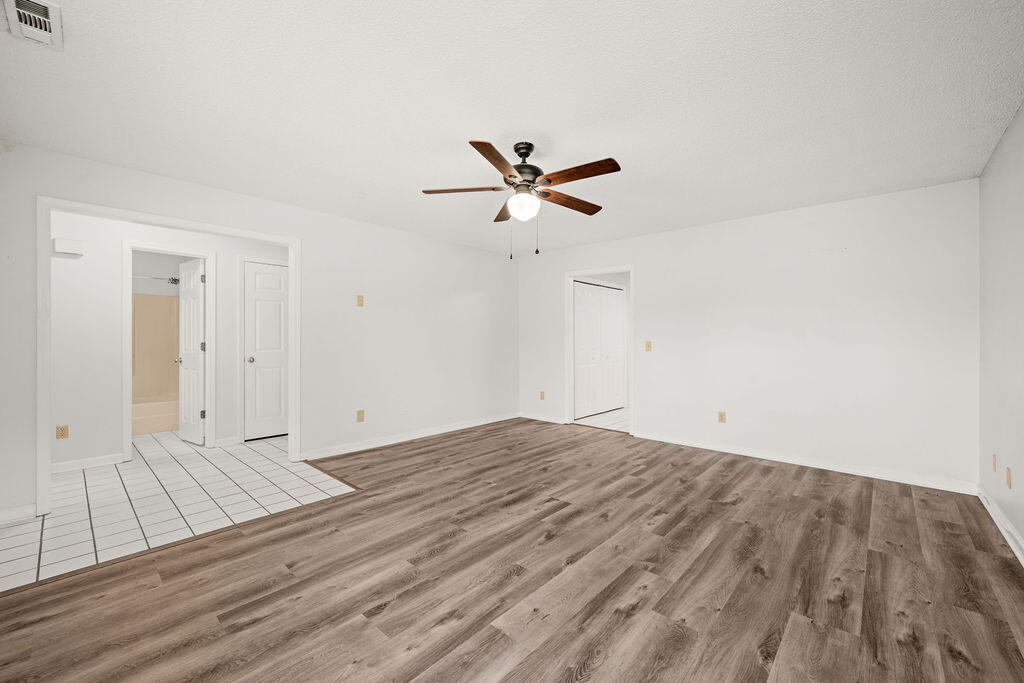 7450 Min Tom Road Property Photo 5