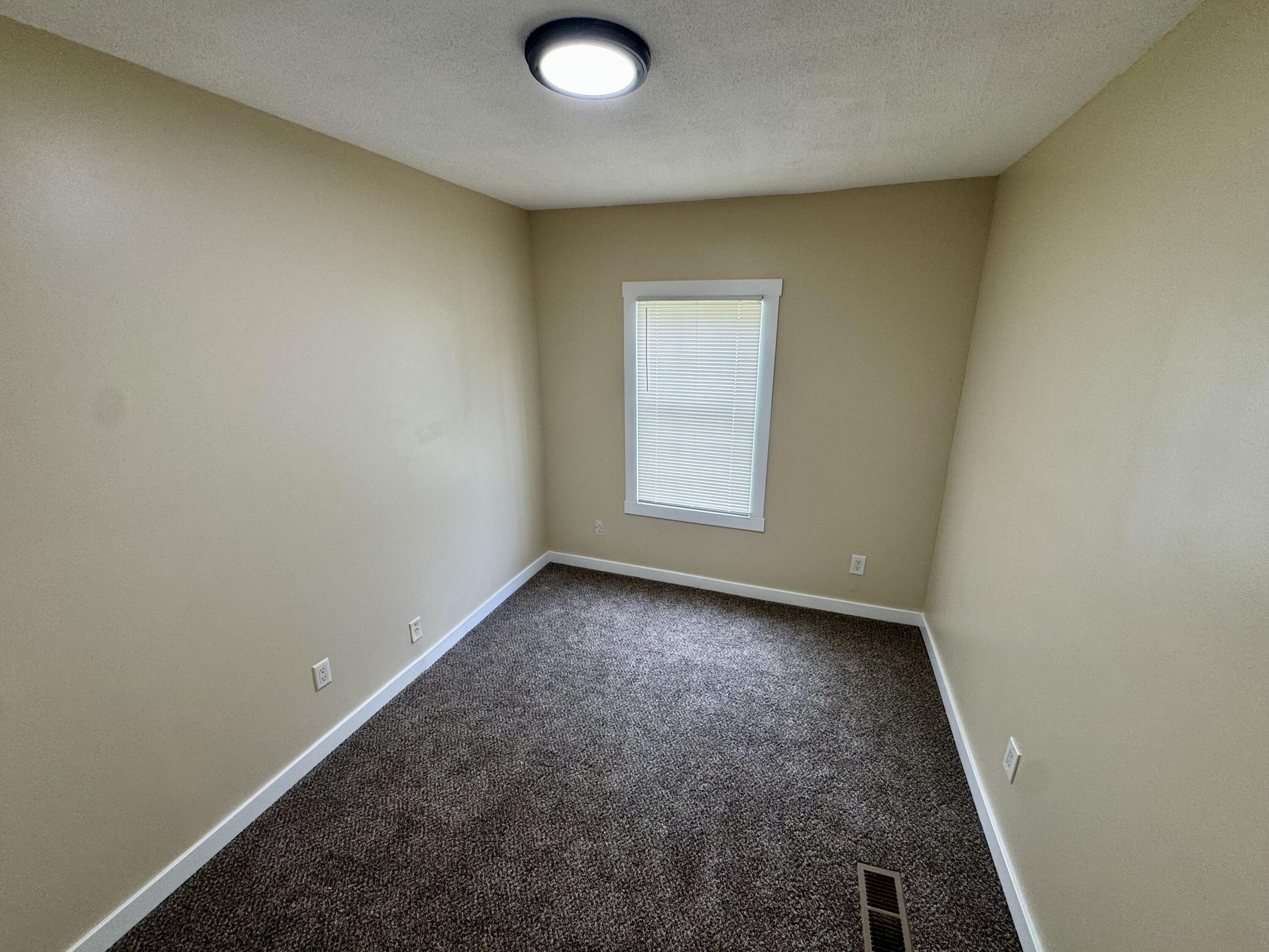 670 Pine Grove Road Property Photo 9