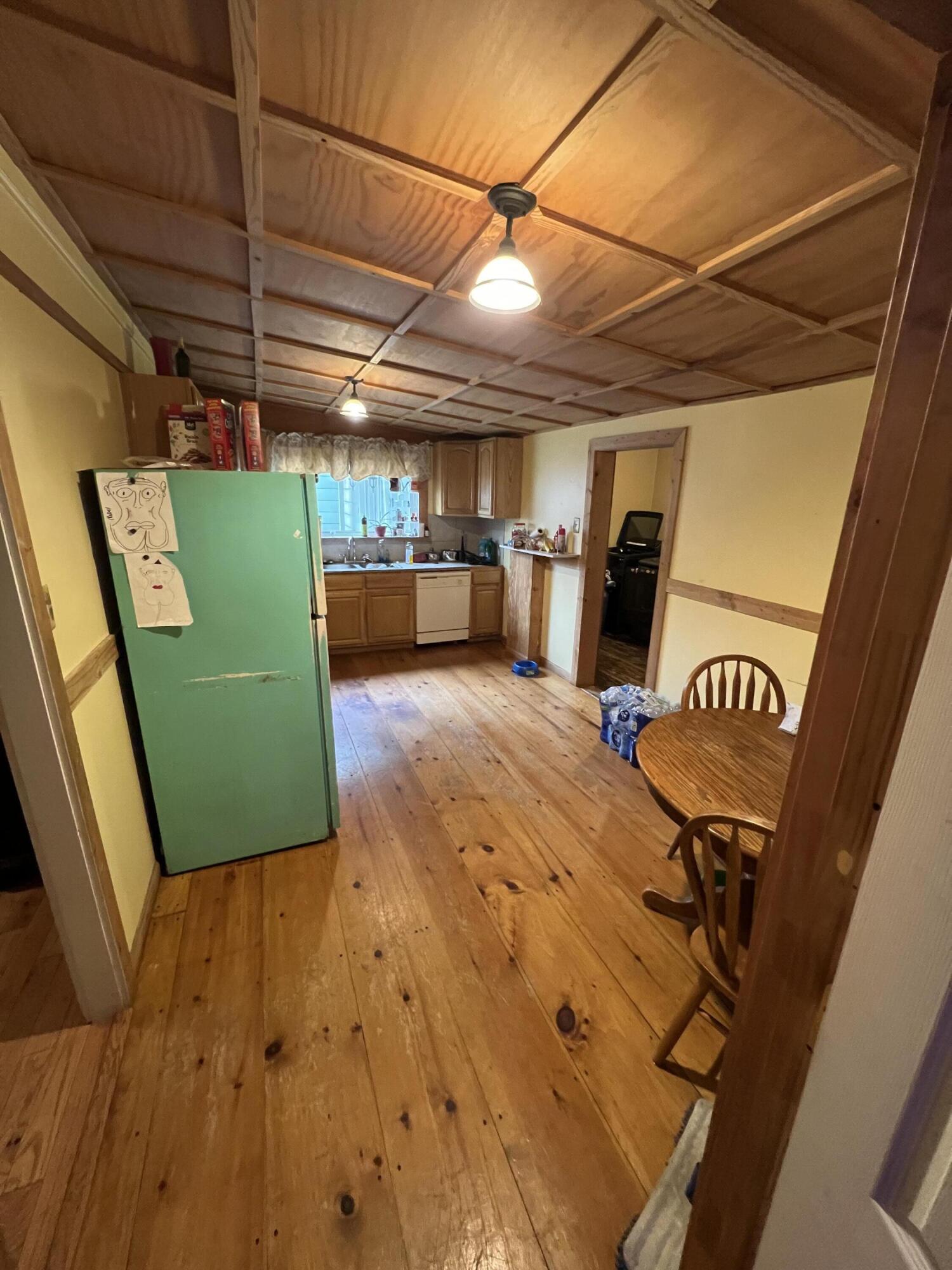 61 Walker Street Property Photo 16