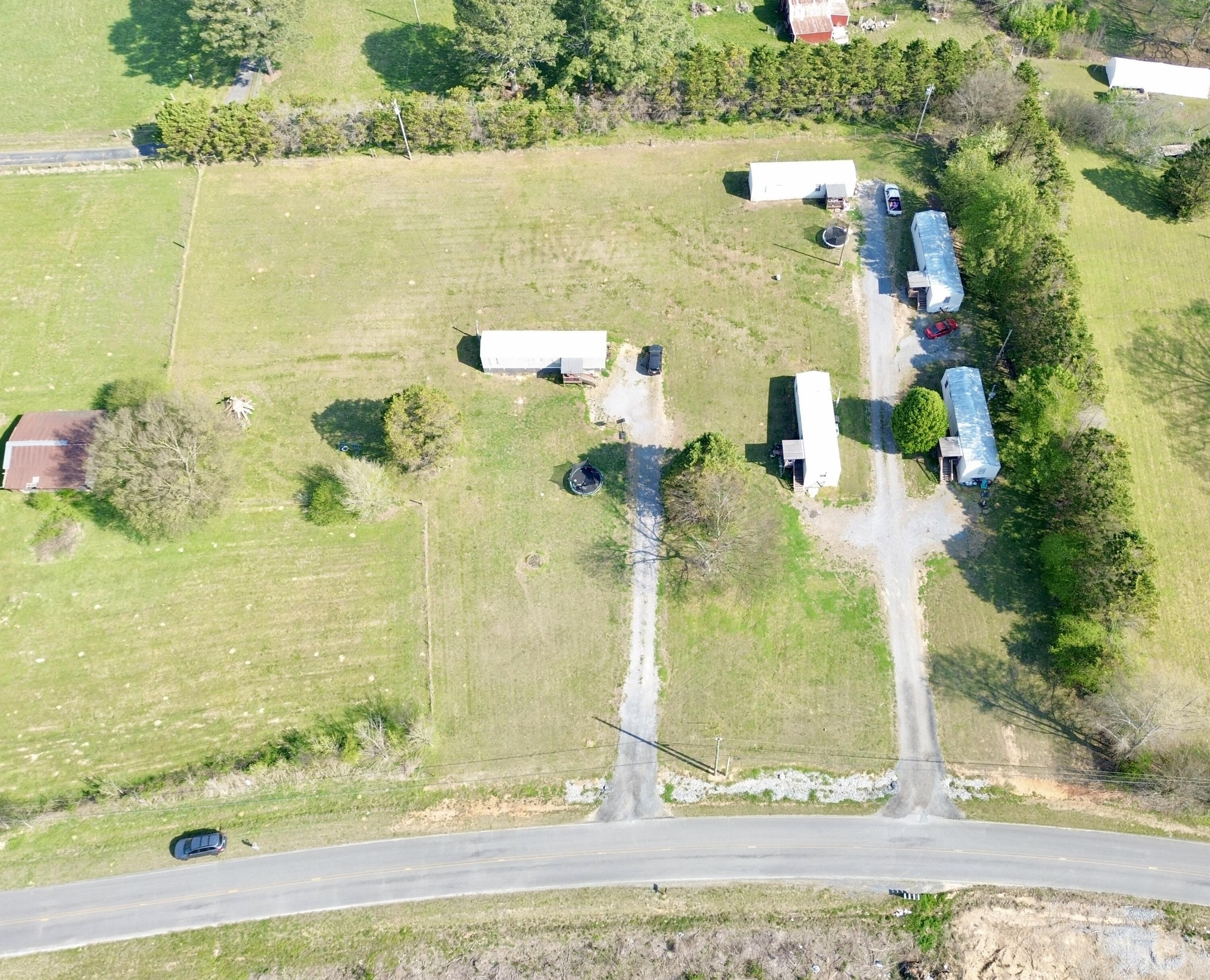 821 Dunn Road E Property Photo 1