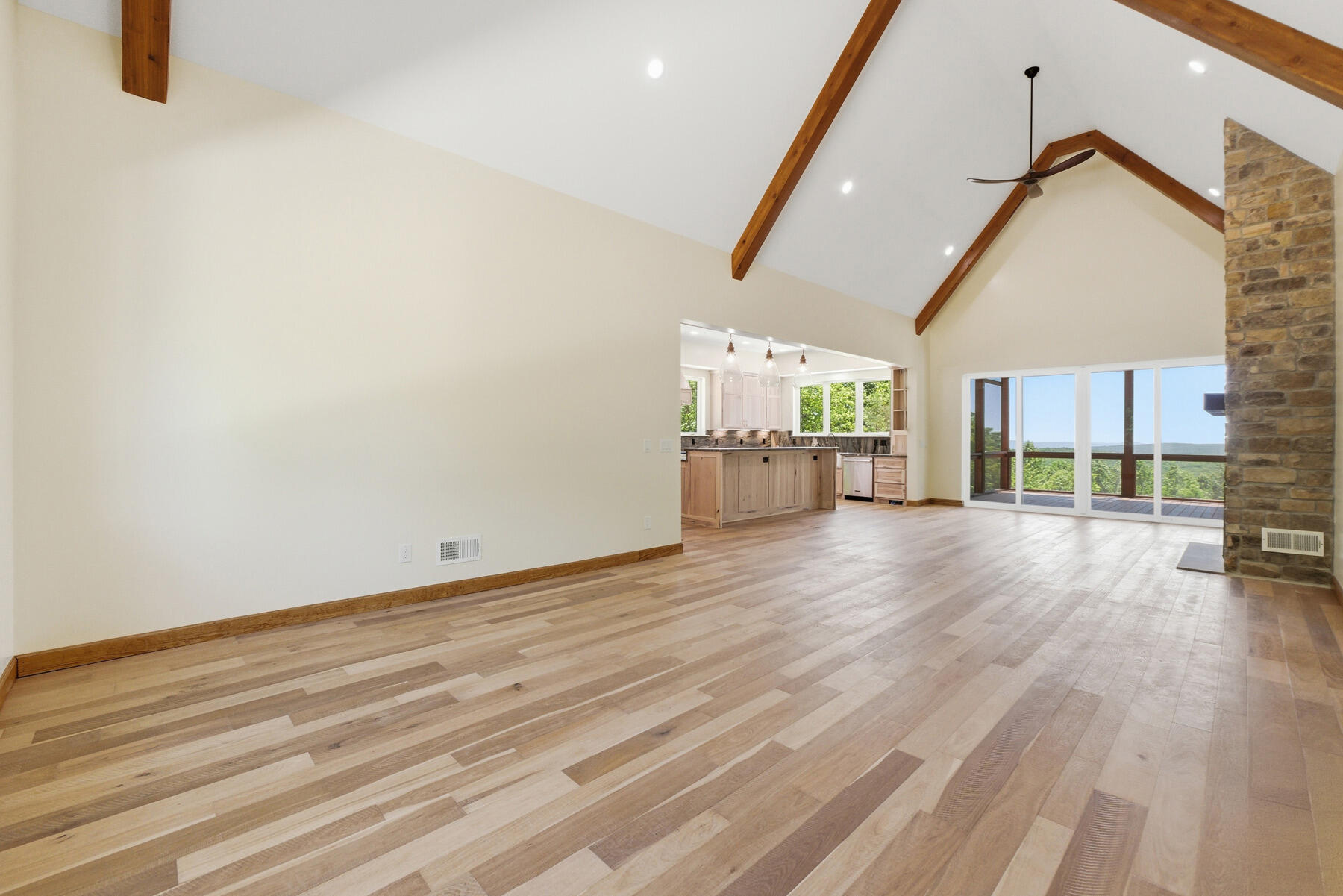 209 Tunnie Point Property Photo 13