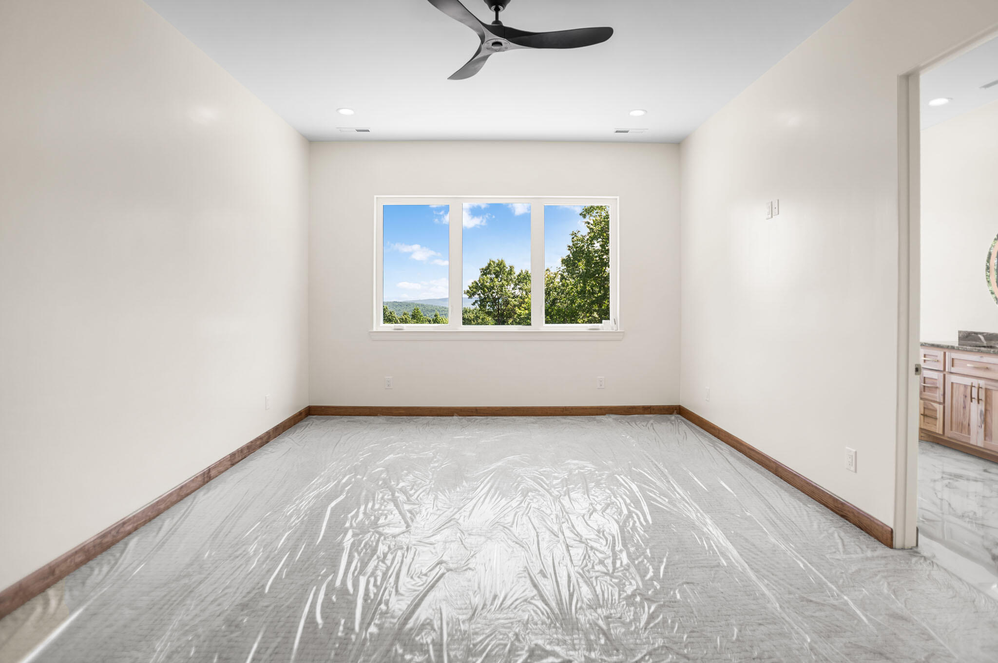 209 Tunnie Point Property Photo 26