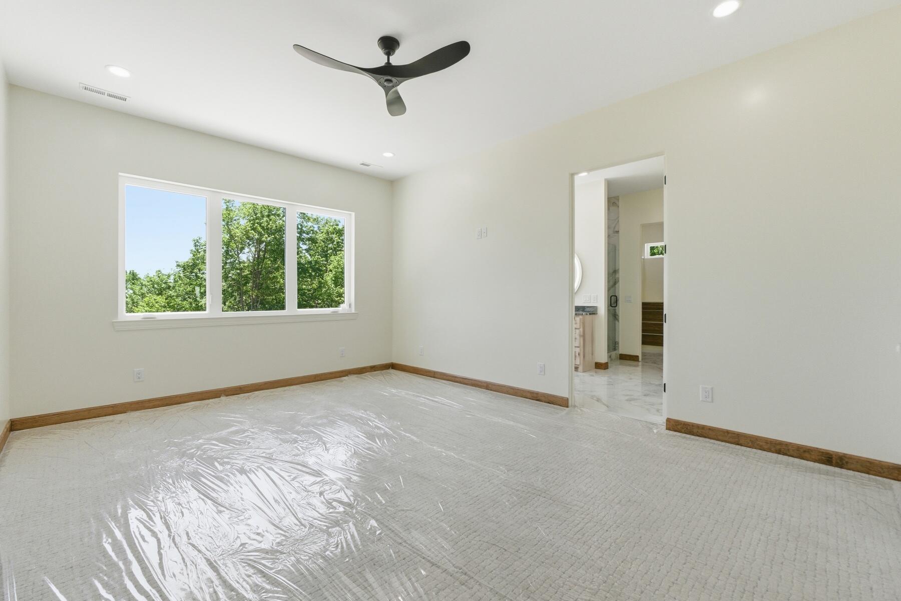 209 Tunnie Point Property Photo 28