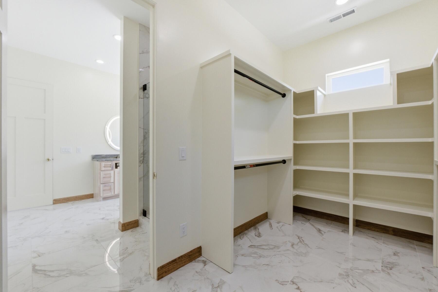 209 Tunnie Point Property Photo 33