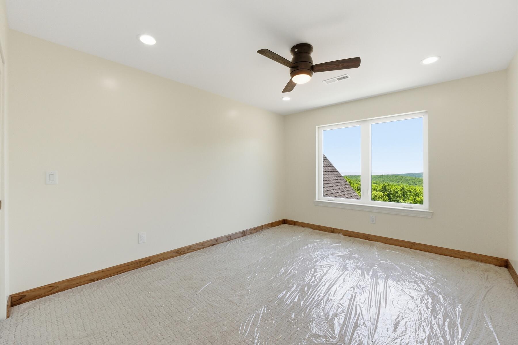 209 Tunnie Point Property Photo 40