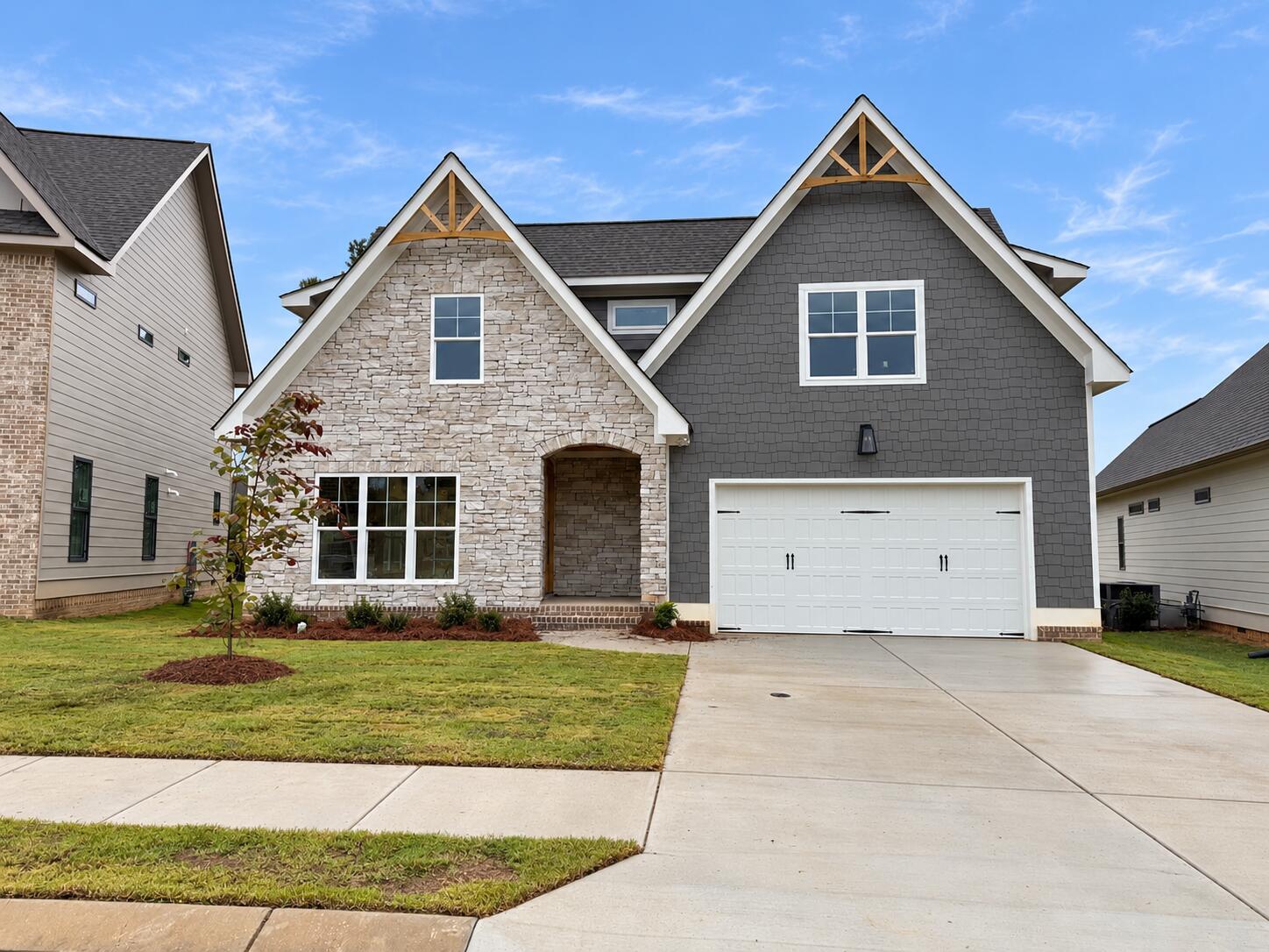 3143 Grassland Circle Property Photo 1