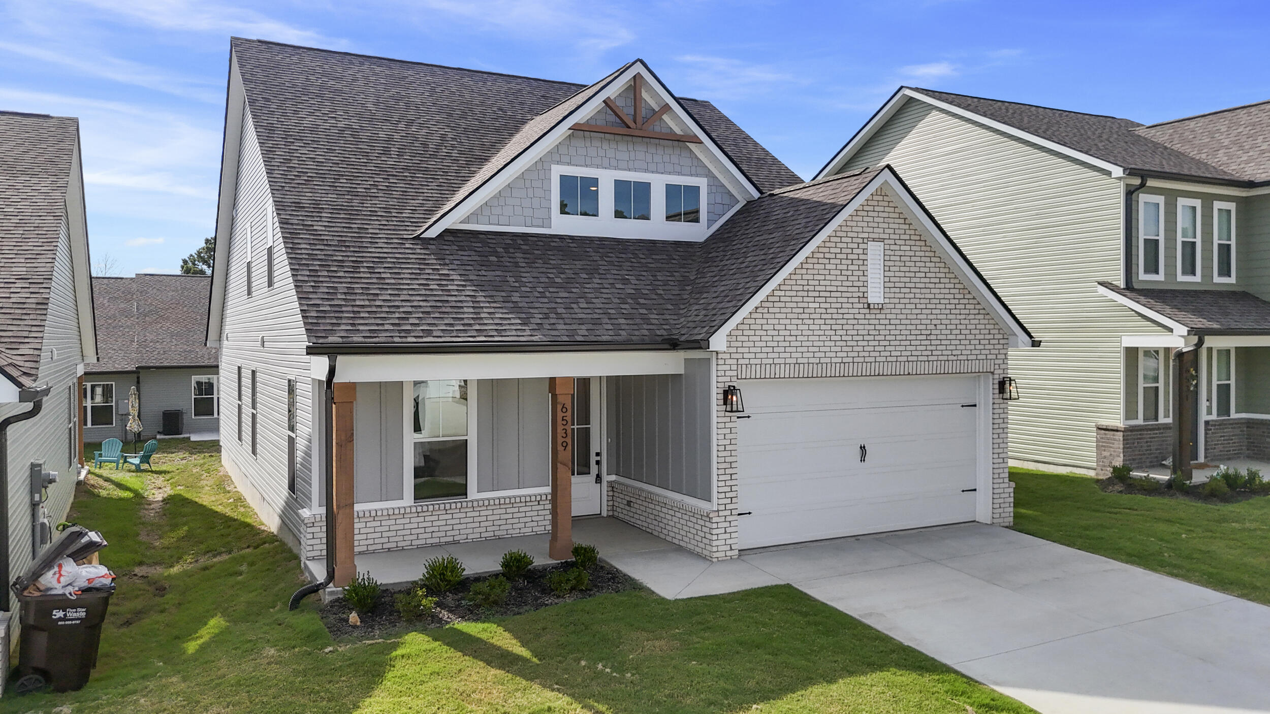 6539 Elizabeth Ann Way Property Photo 1