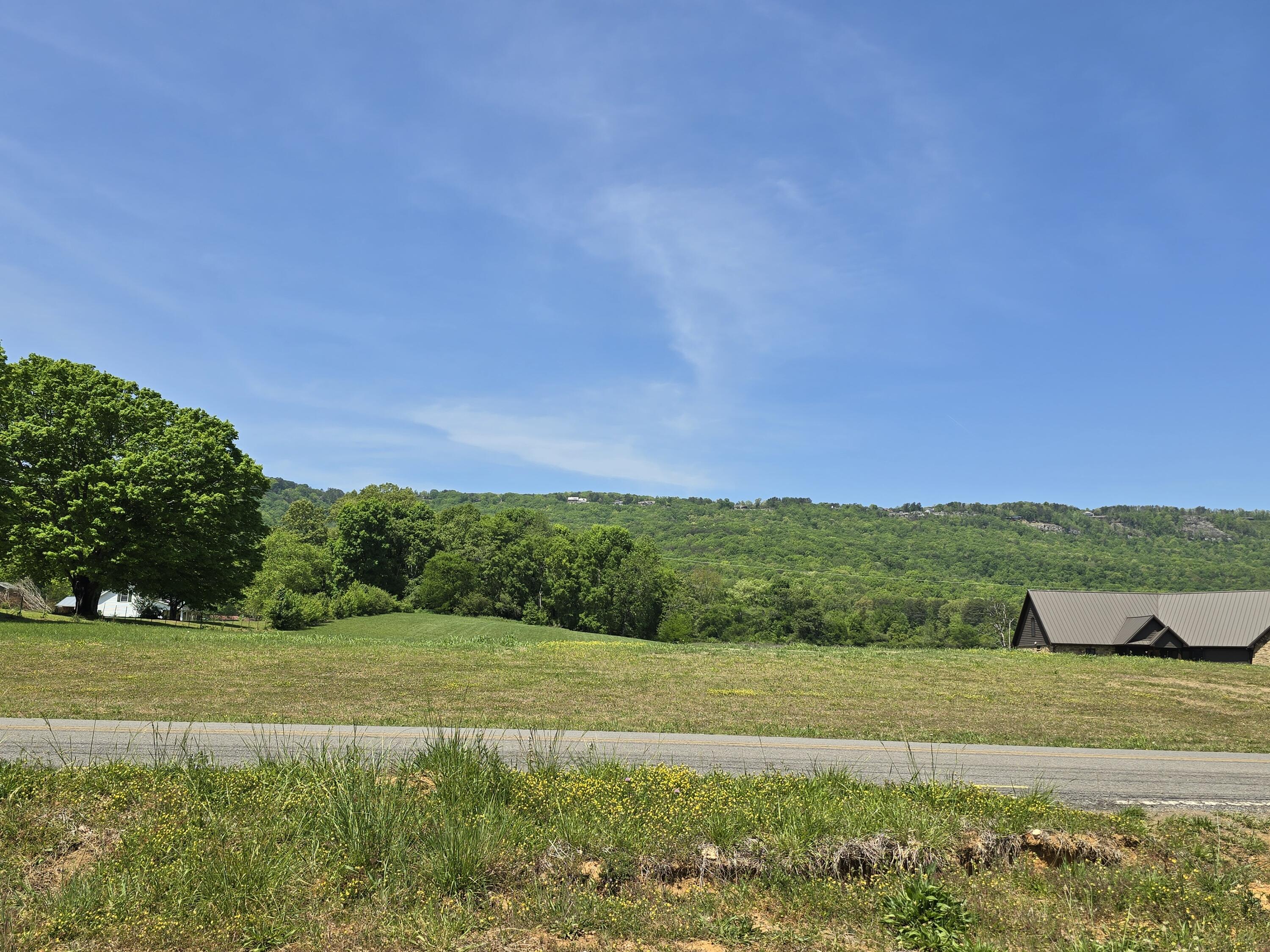 2376 Old York Highway Property Photo 3