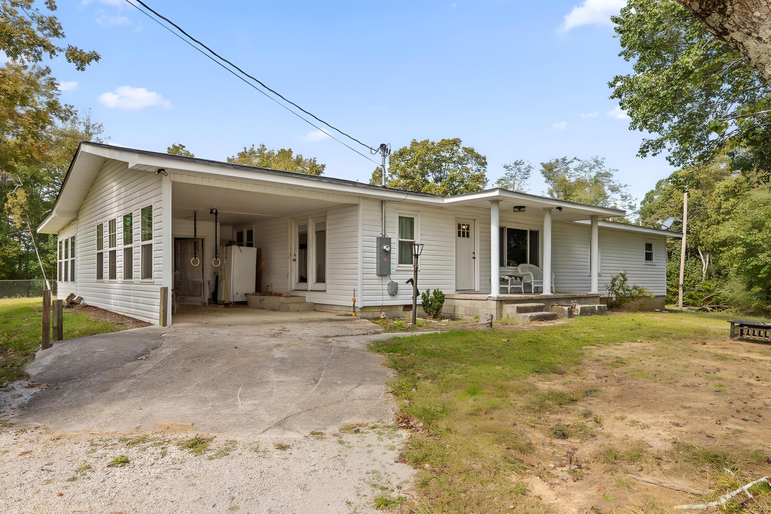 373 County Road 159 Property Photo 1
