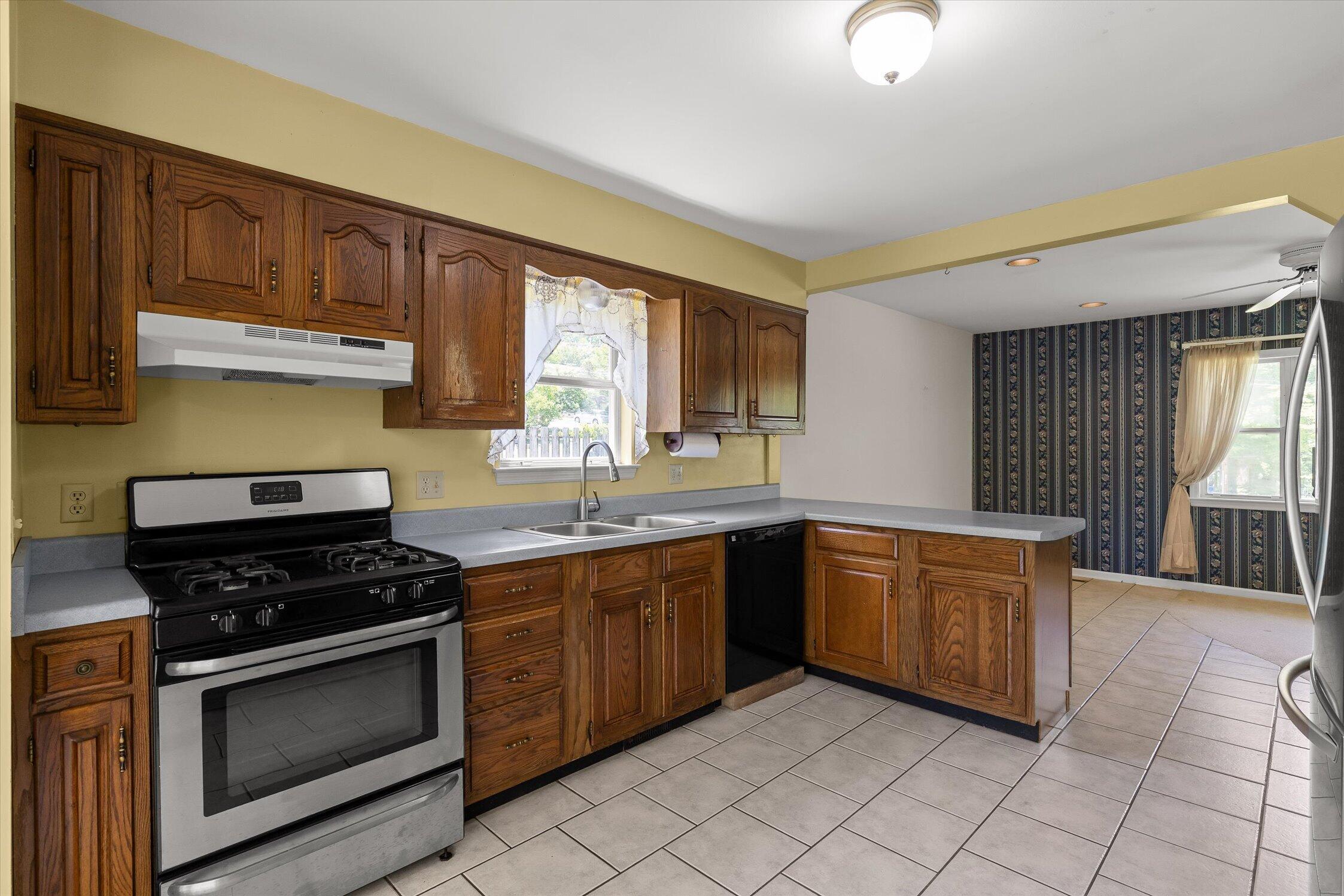 10246 Scenic View Drive Property Photo 10