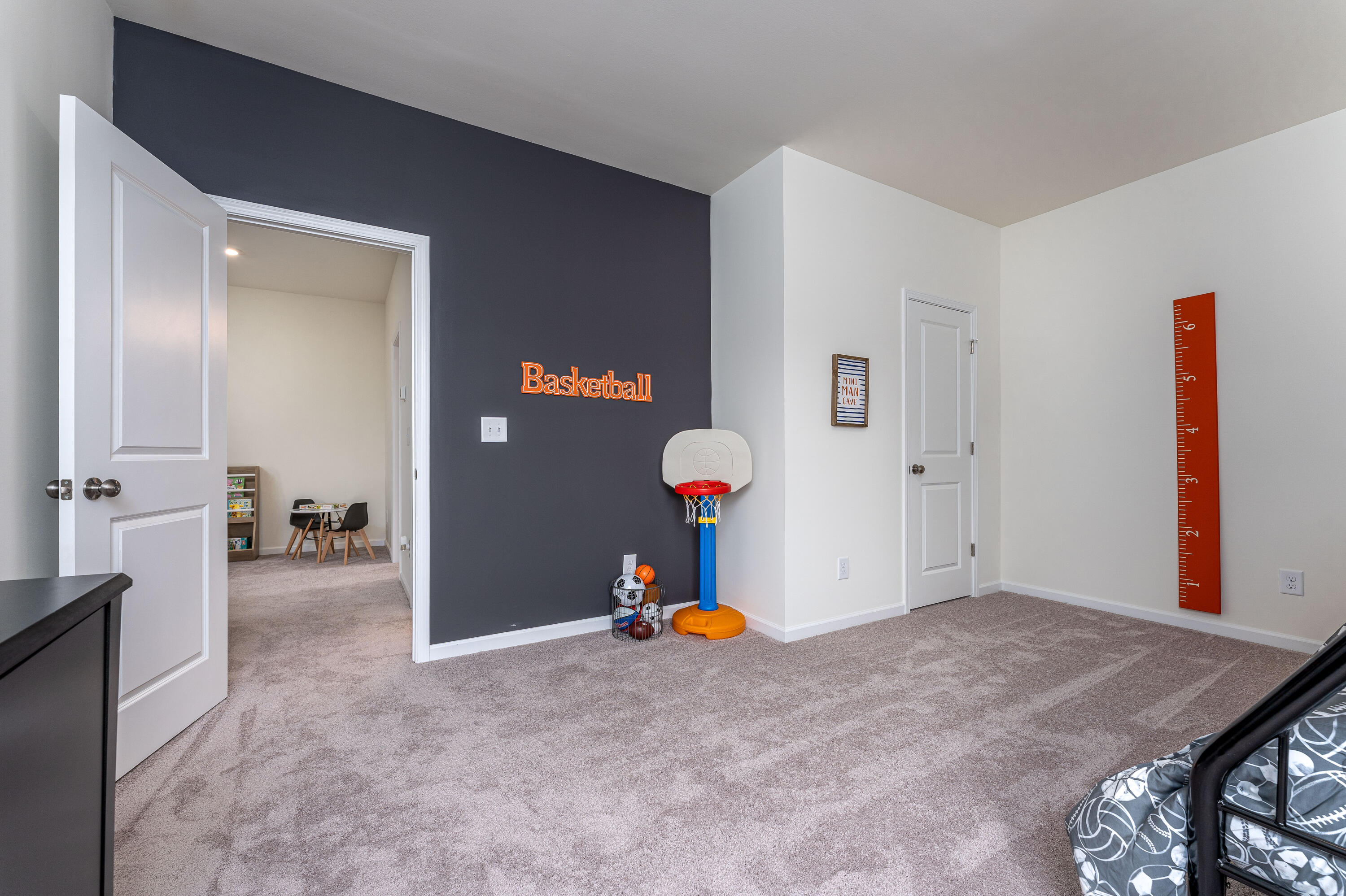 8211 Harbour Chase Loop Property Photo 28