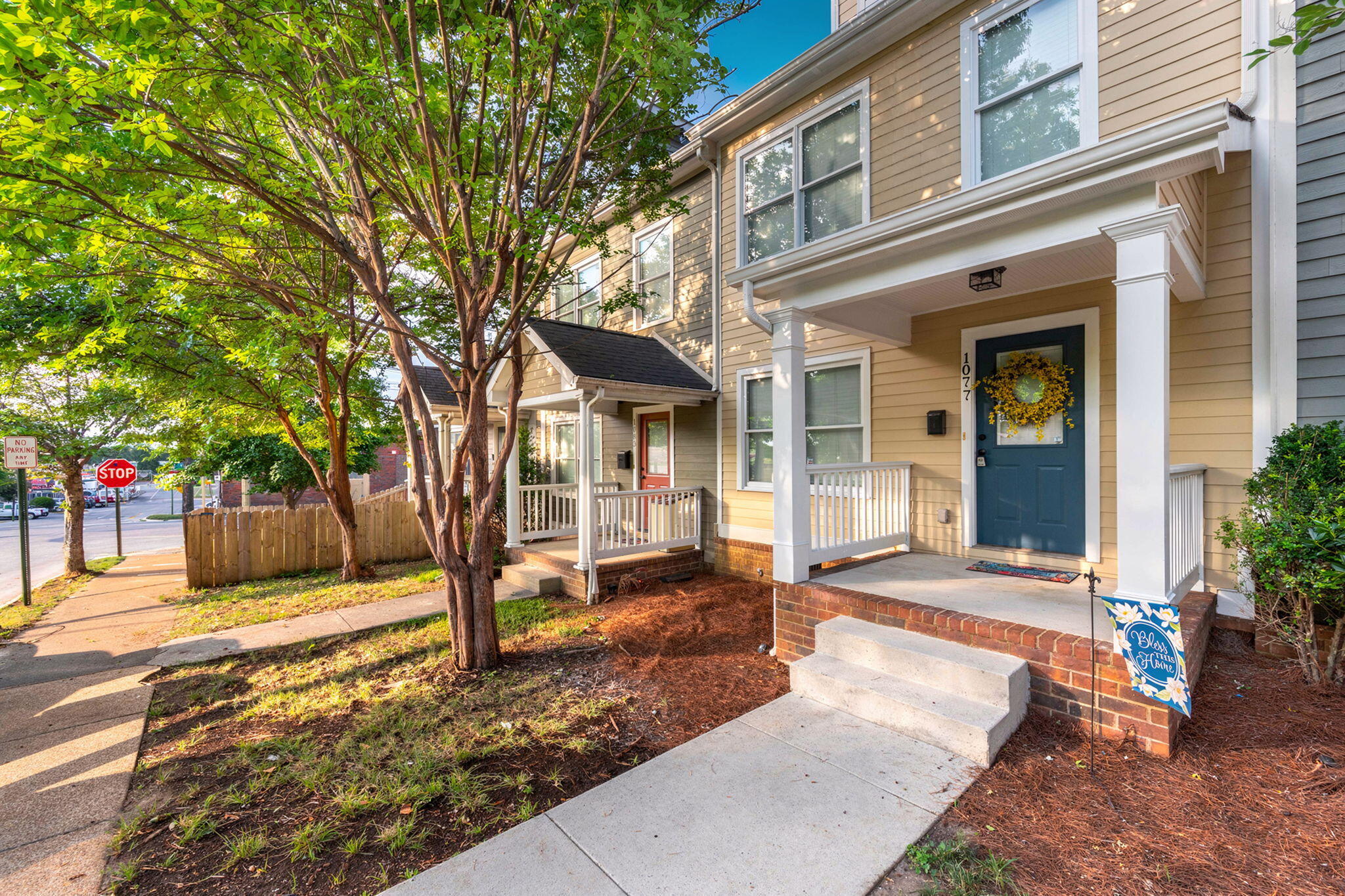 1077 Park Avenue Property Photo 1