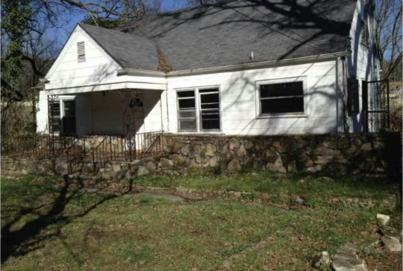 3727 Anderson Avenue Property Photo 1