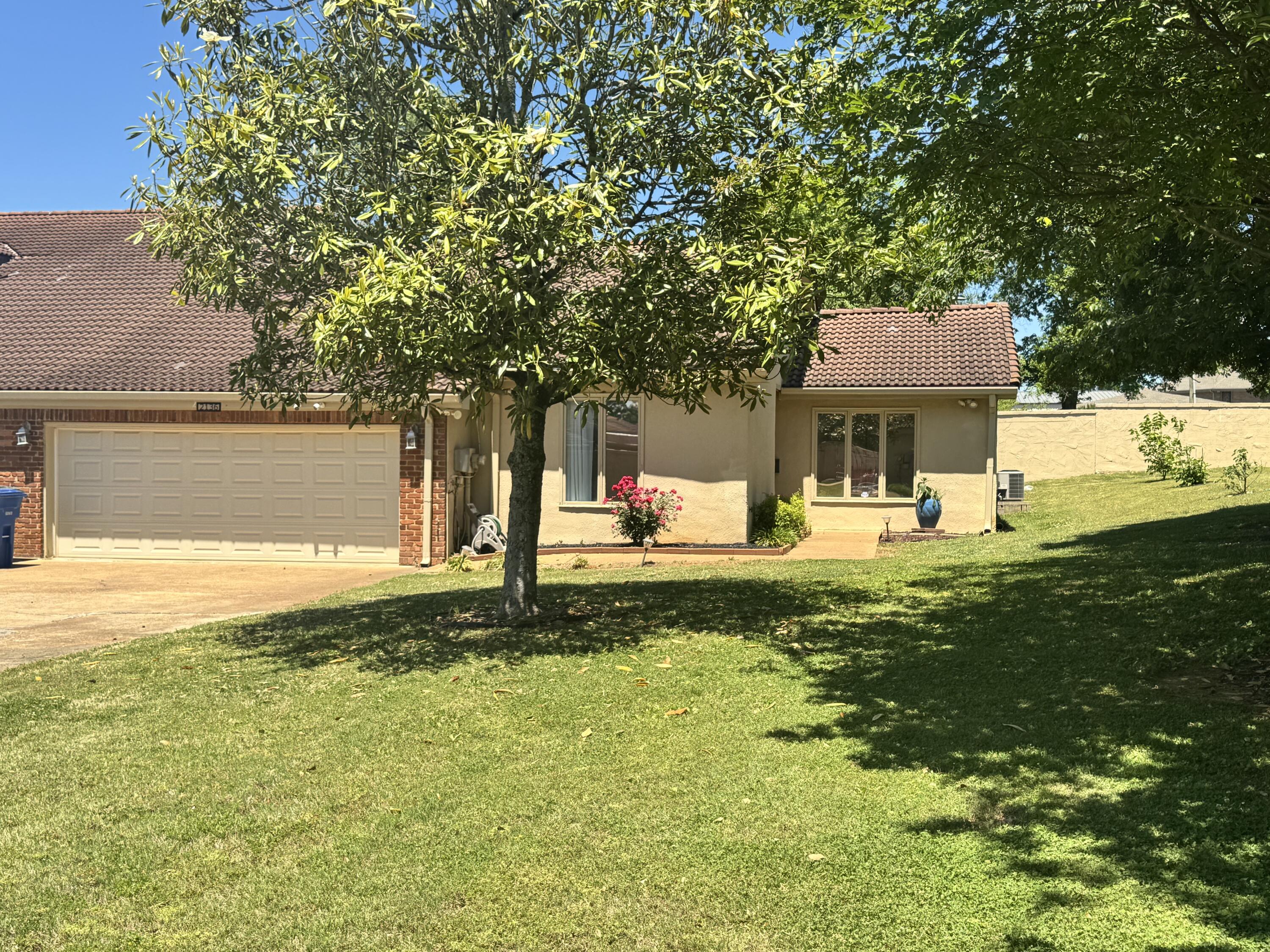 2136 Vaden Village Drive Property Photo 1