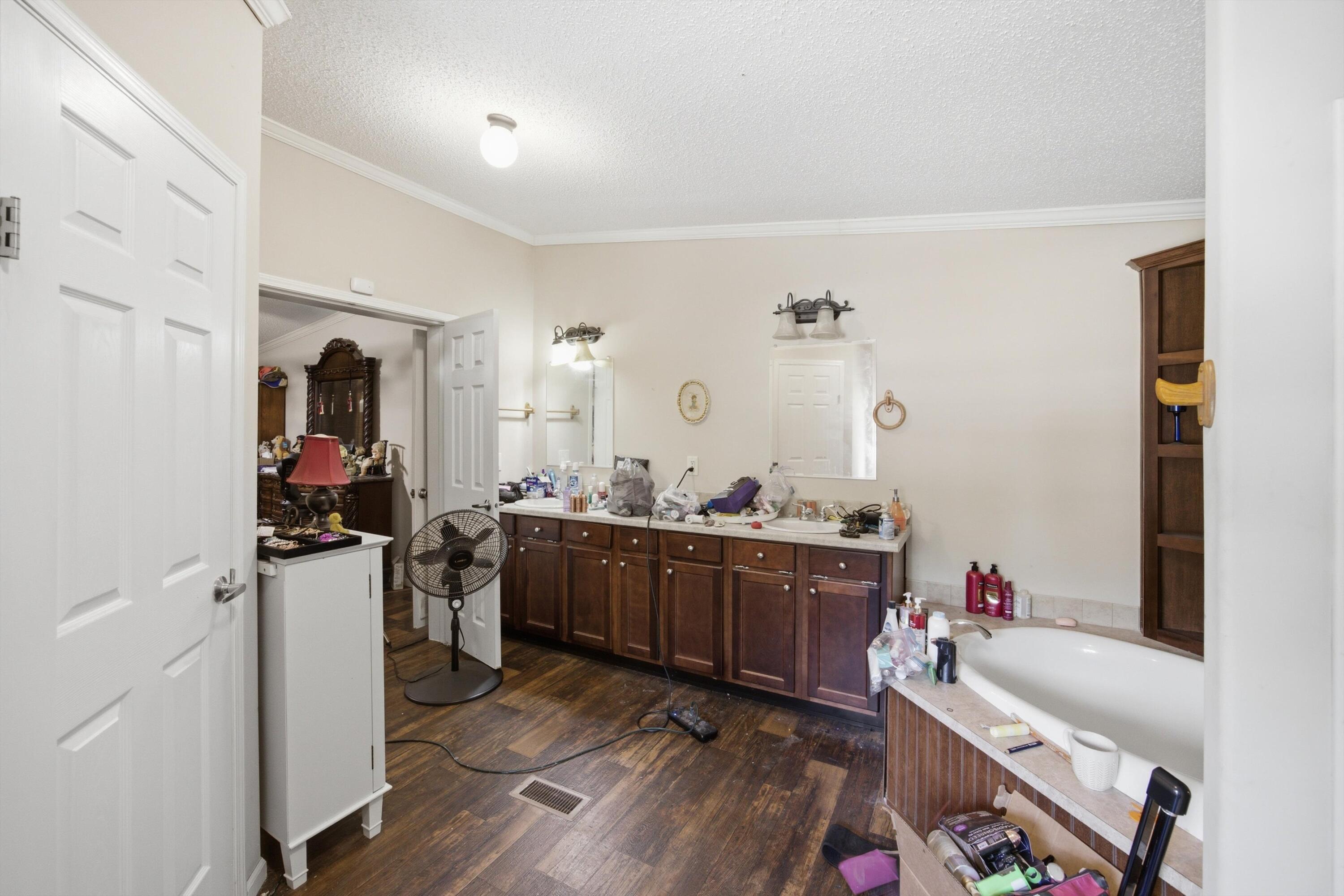 40 Black Mountain Road Property Photo 15