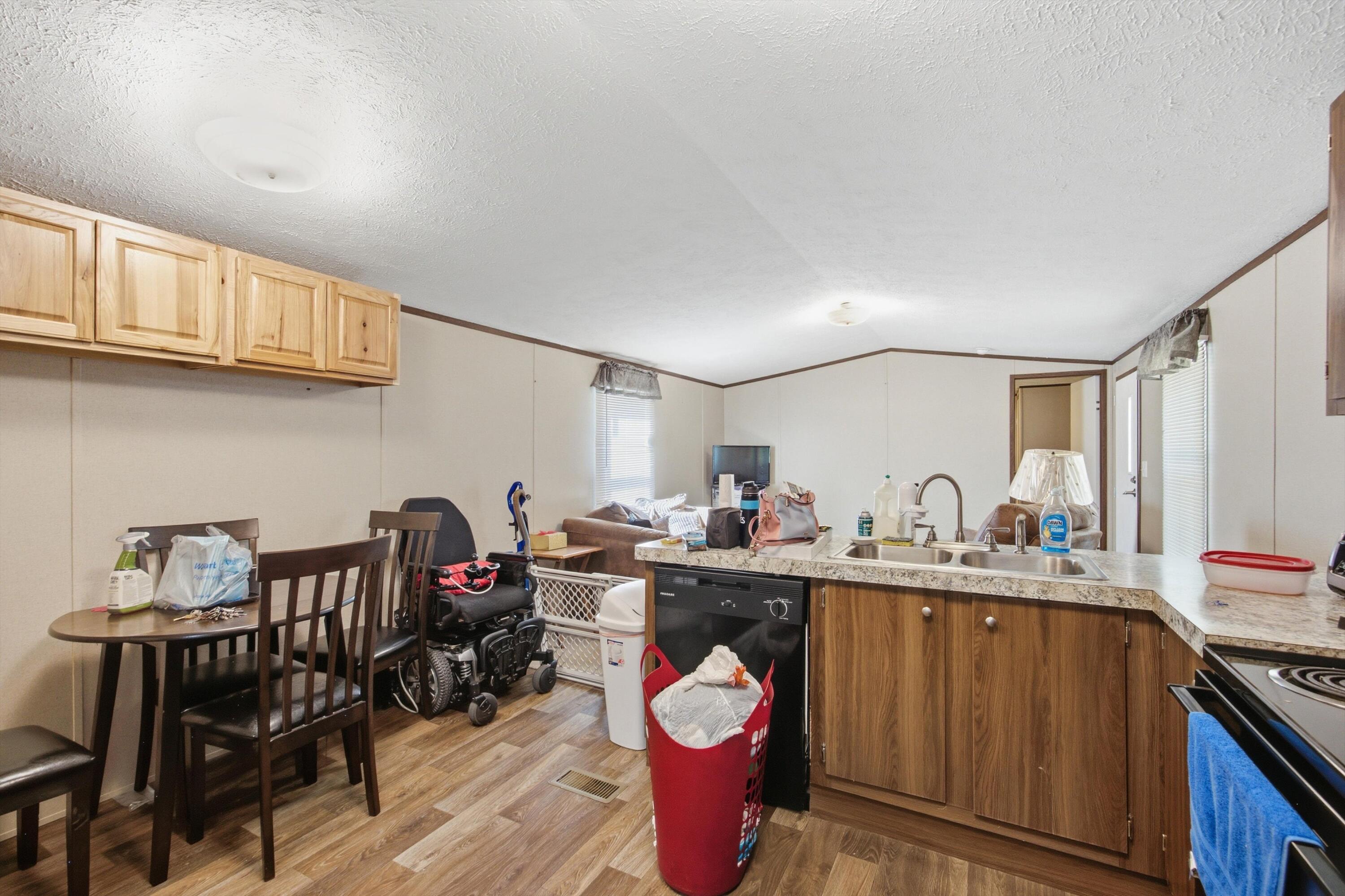 40 Black Mountain Road Property Photo 27