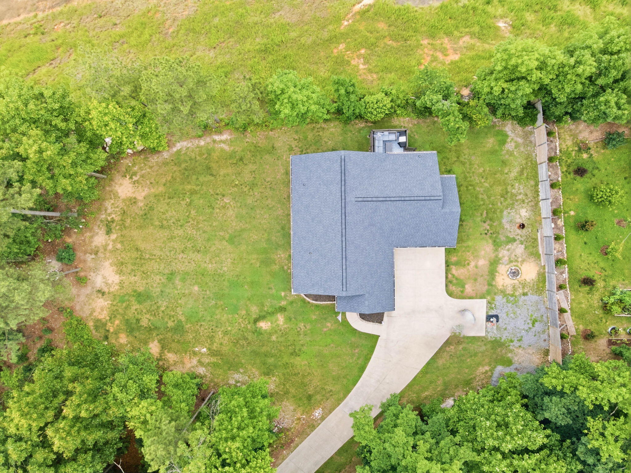 3107 Sonya Drive Nw Property Photo 1