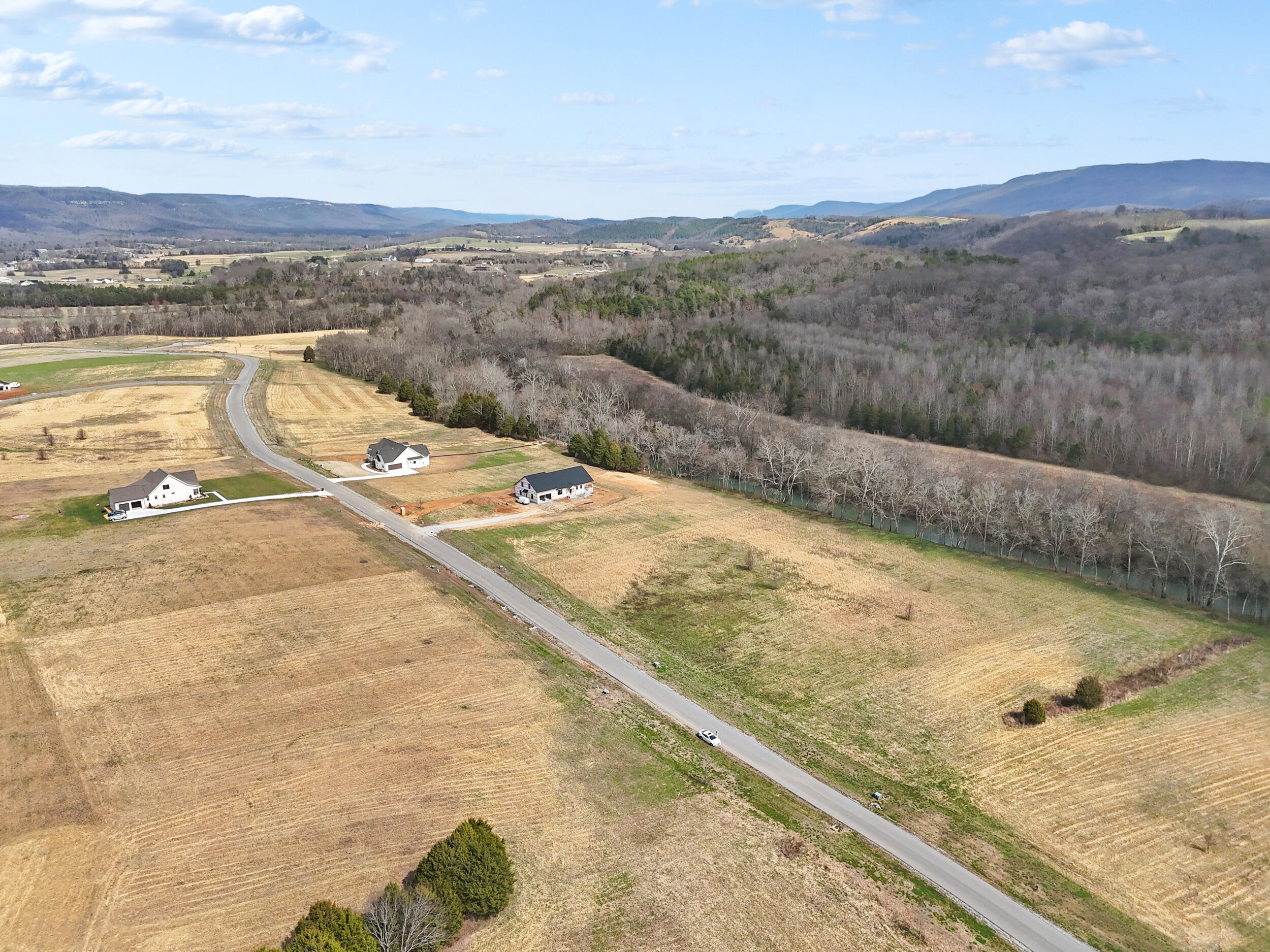 61 River Ridge Drive Property Photo 10