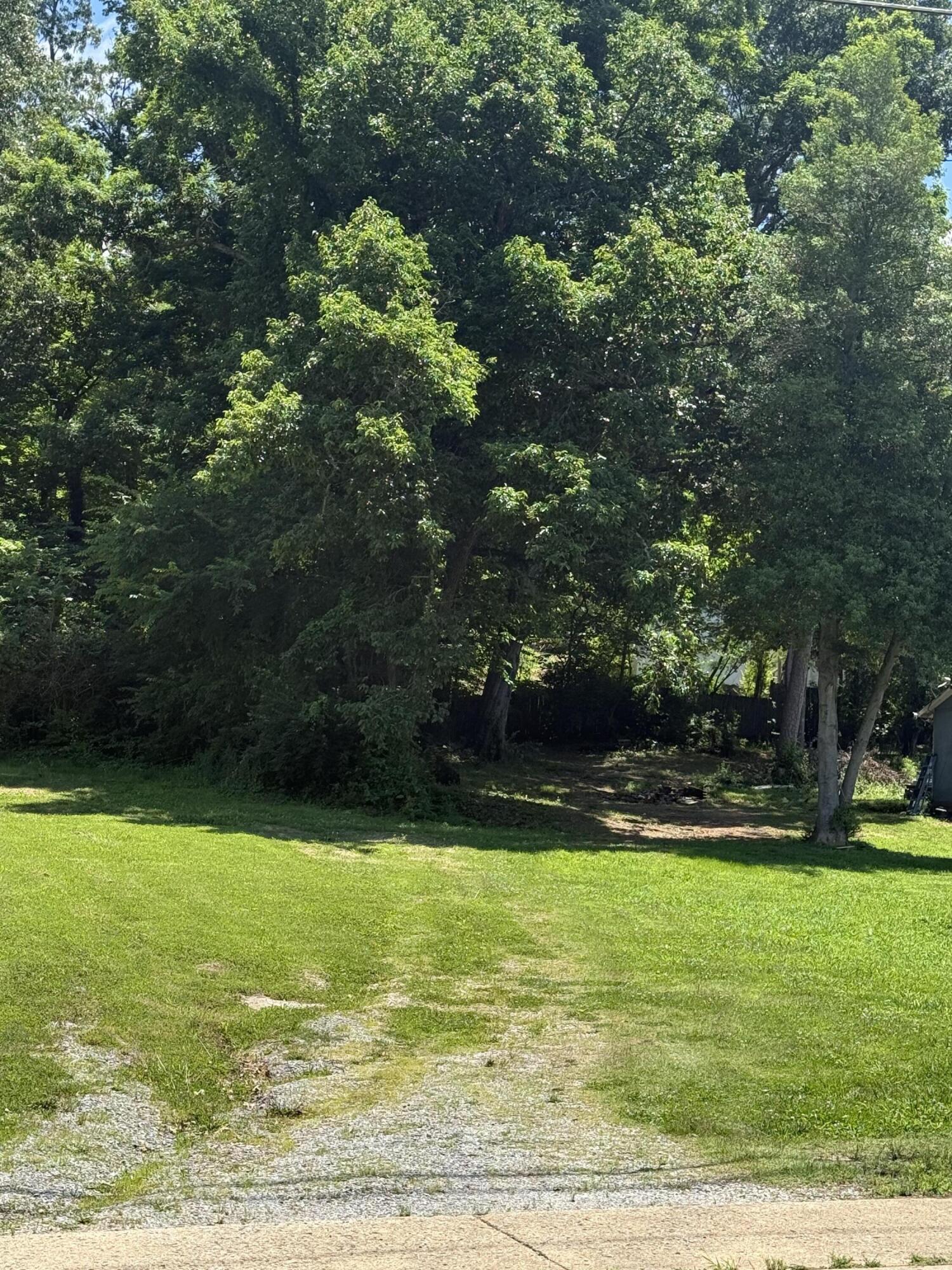 134 Browns Ferry Road Property Photo 1