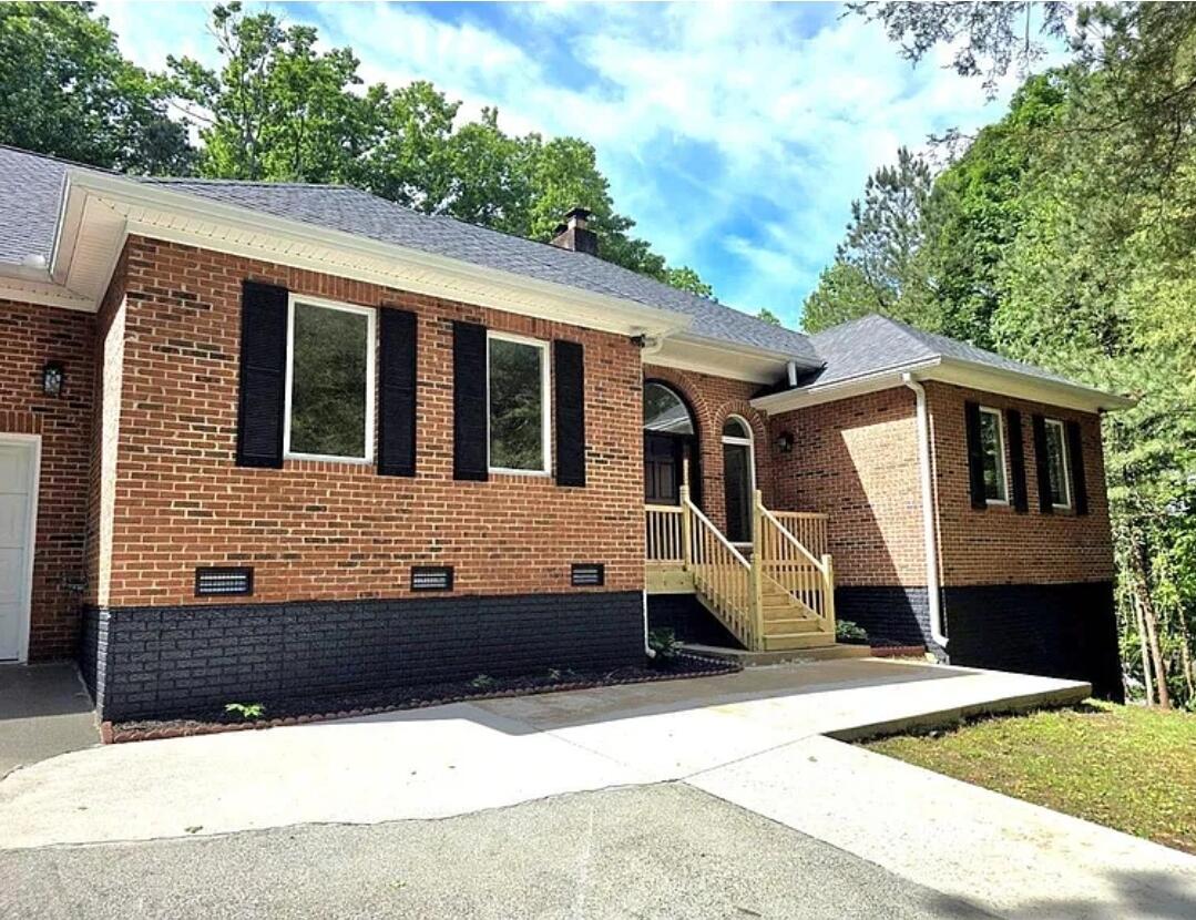 502 Shire Court Property Photo 1
