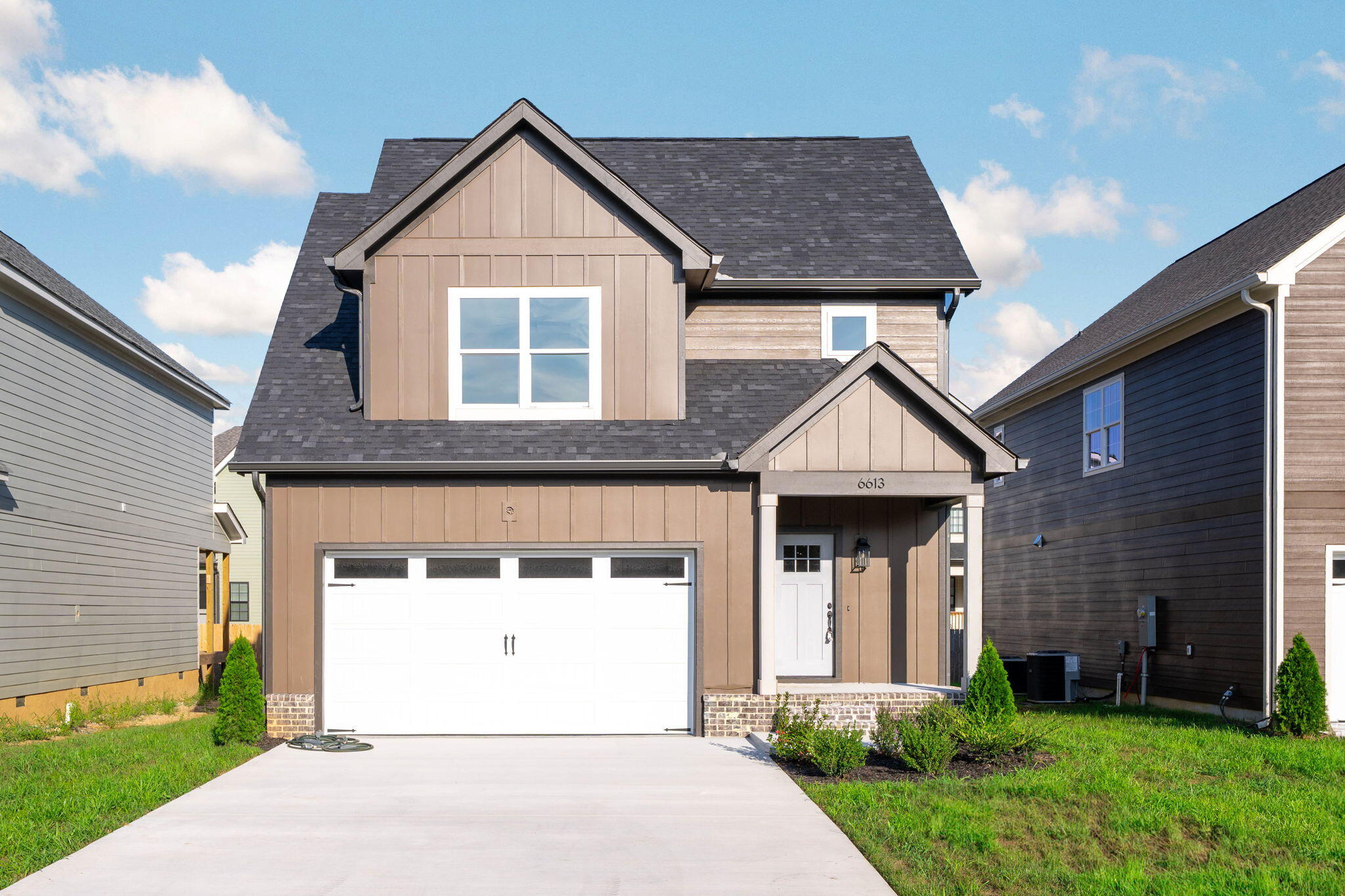 6613 Dharma Loop Property Photo 1