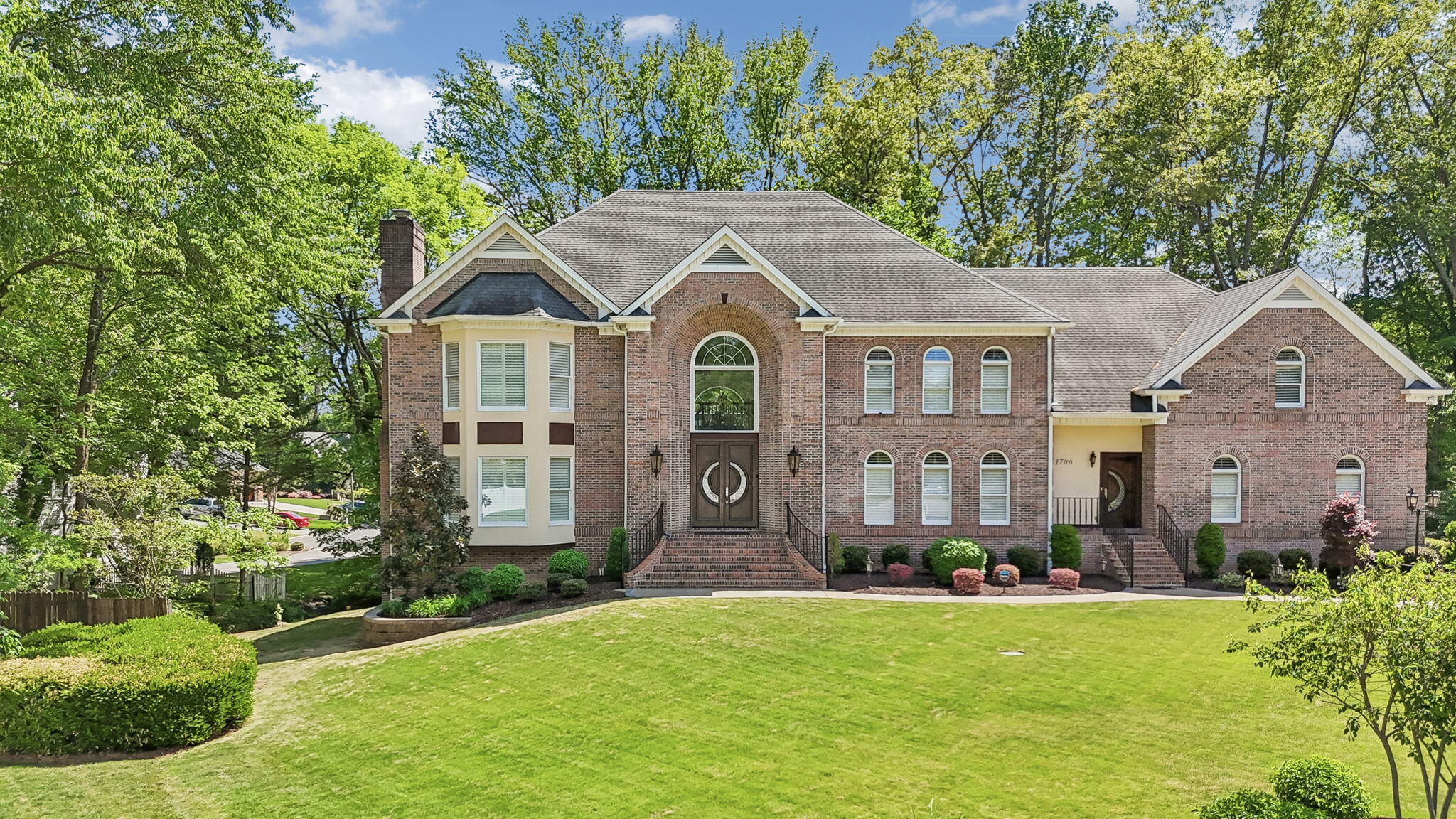 1706 Habersham Way Property Photo 1