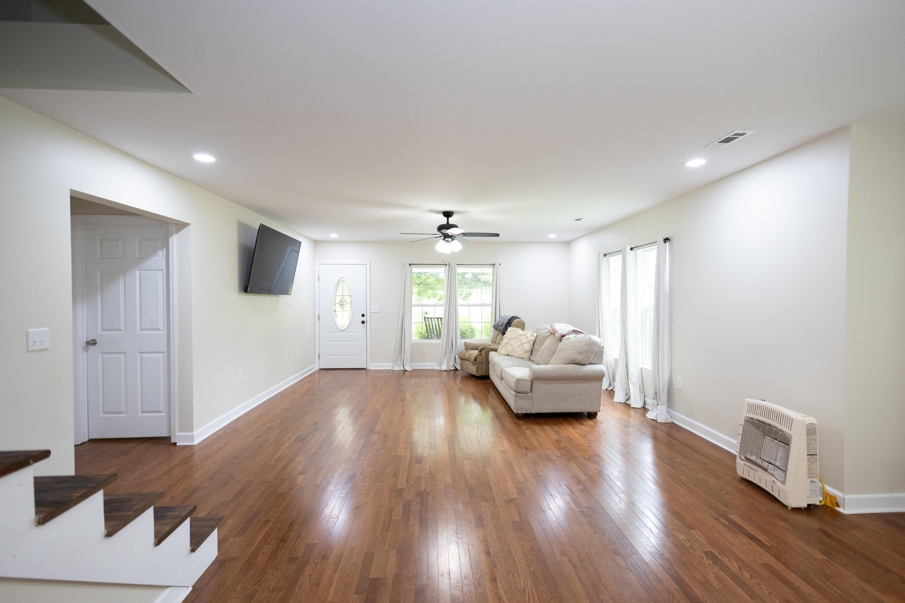 2544 W Valley Road Property Photo 1