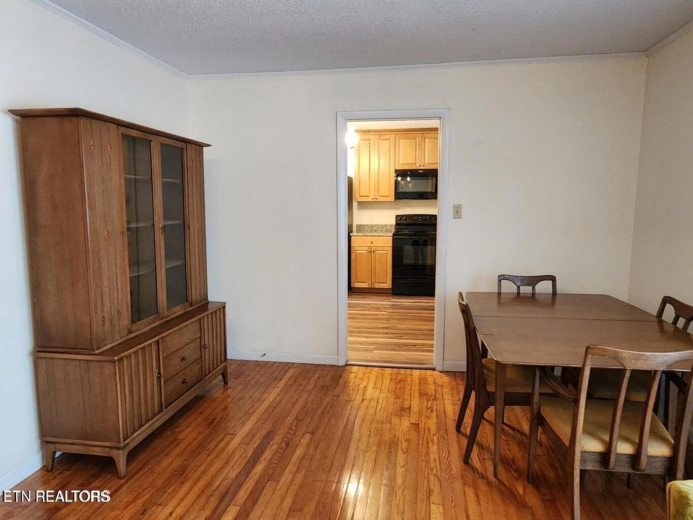 1506 Ridgeway Circle Property Photo 7