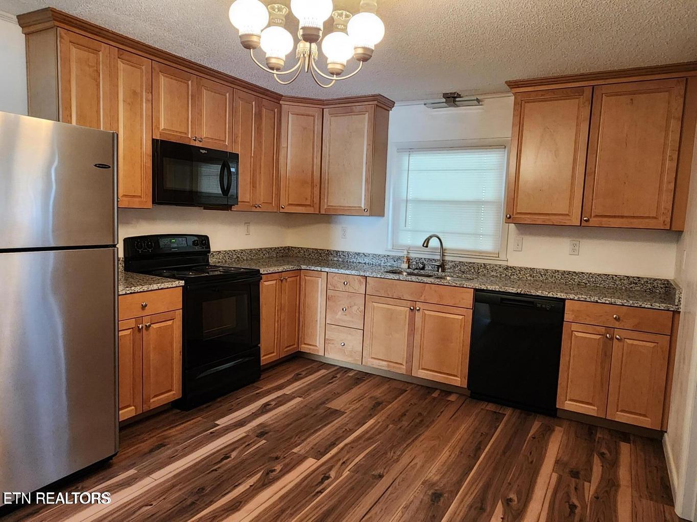 1506 Ridgeway Circle Property Photo 11