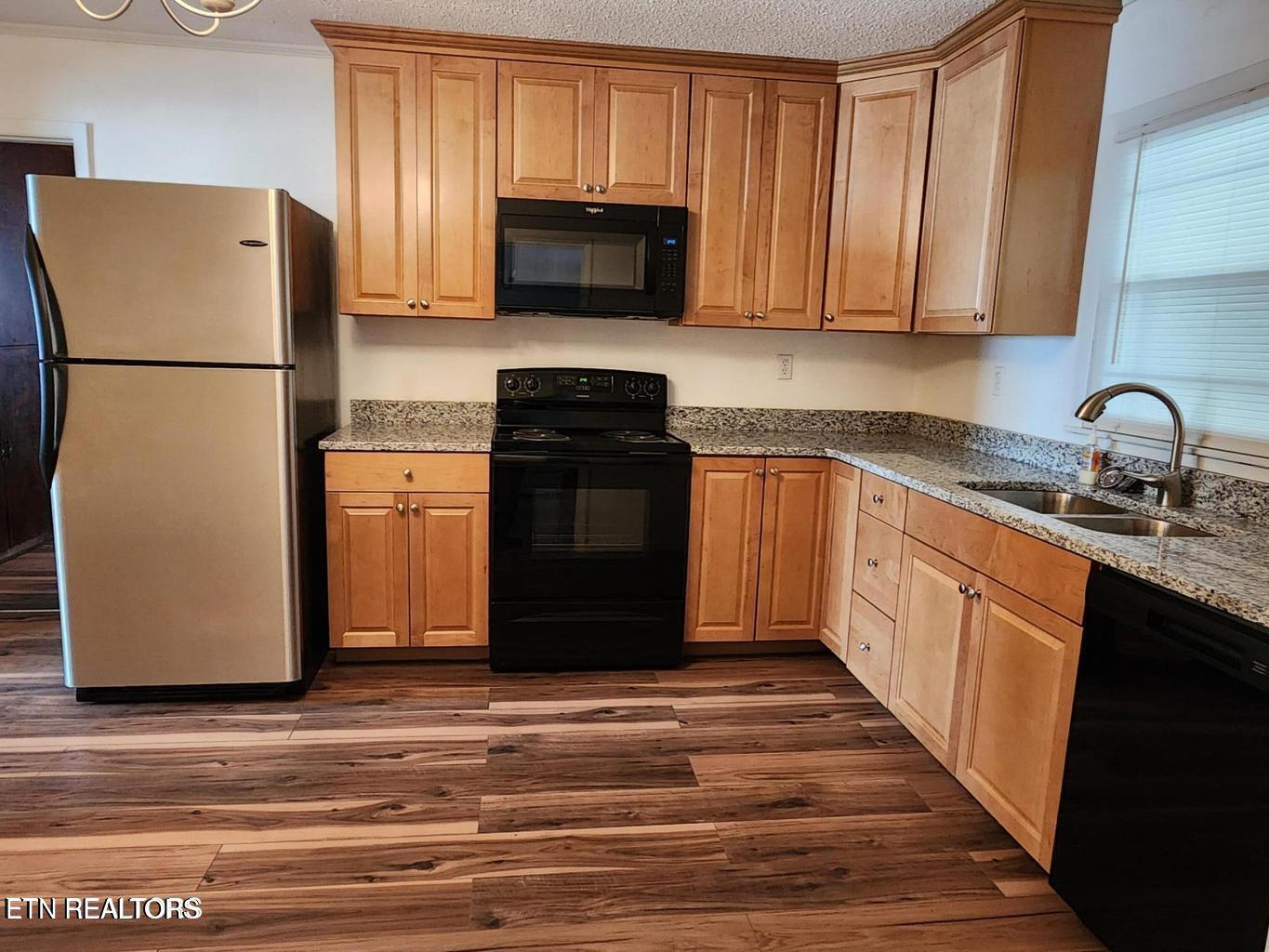 1506 Ridgeway Circle Property Photo 12