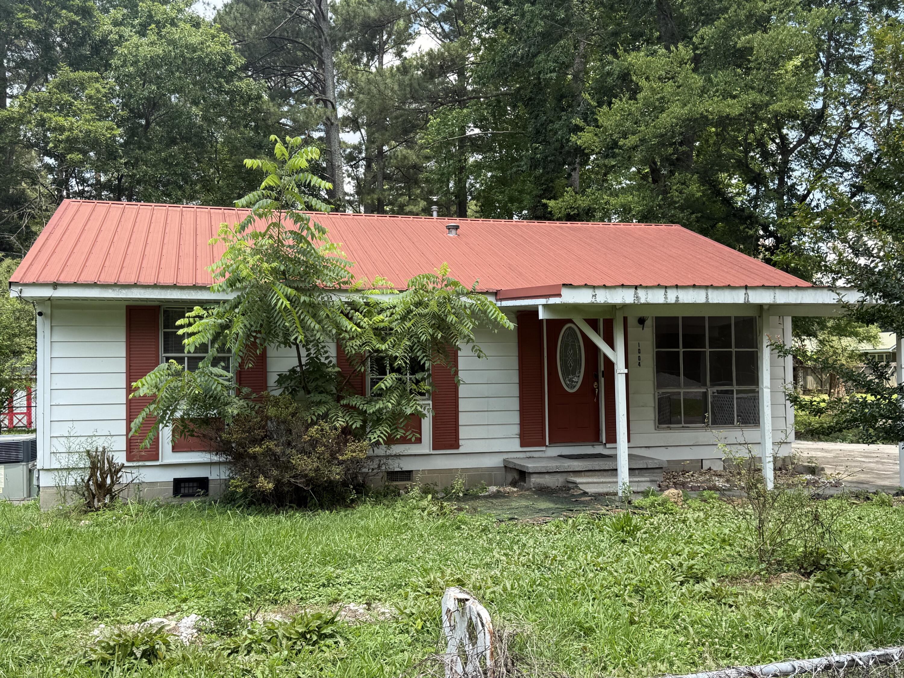 1004 Chestnut Street Property Photo 1