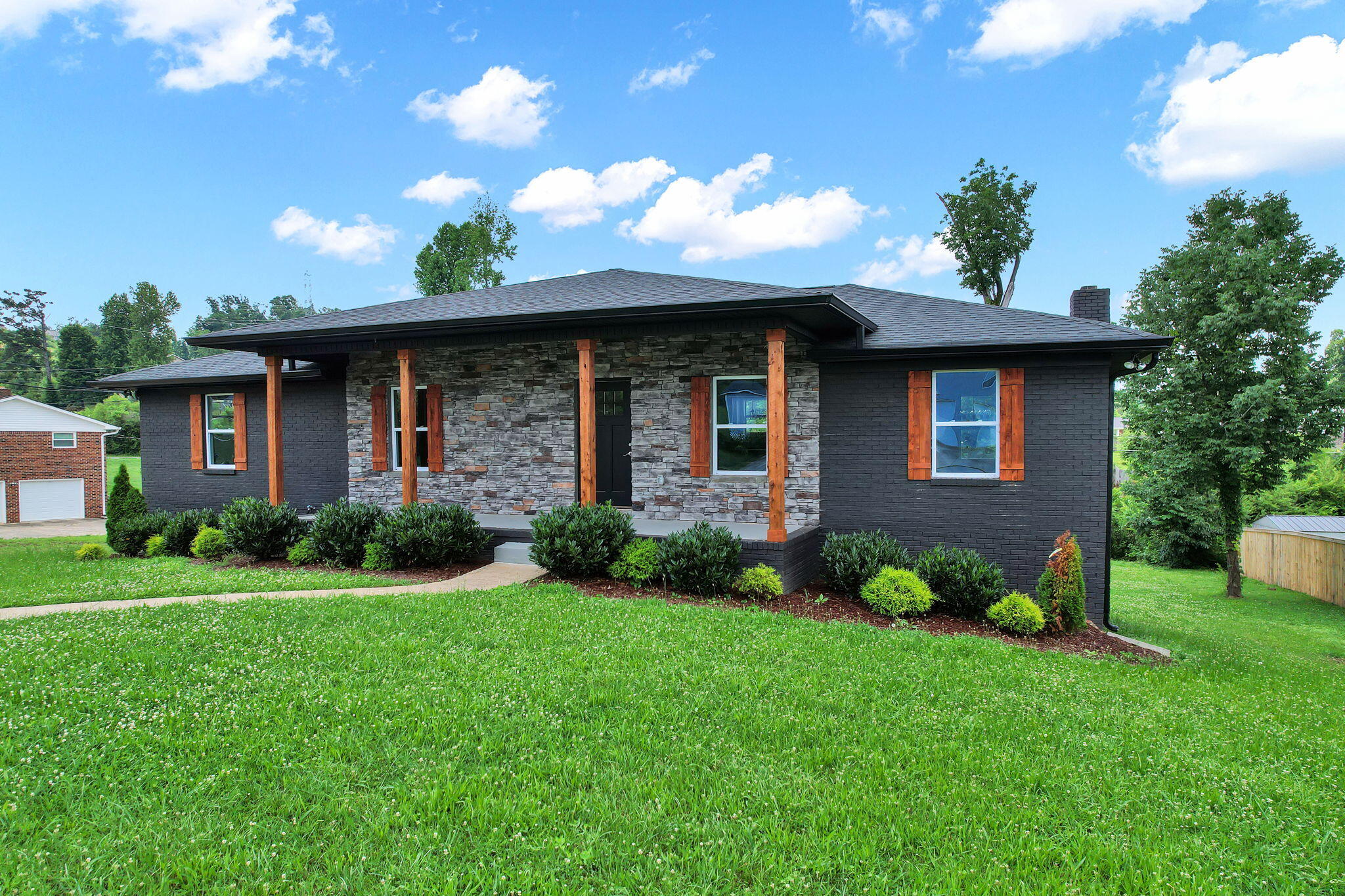 8164 Holly Crest Drive Property Photo 2