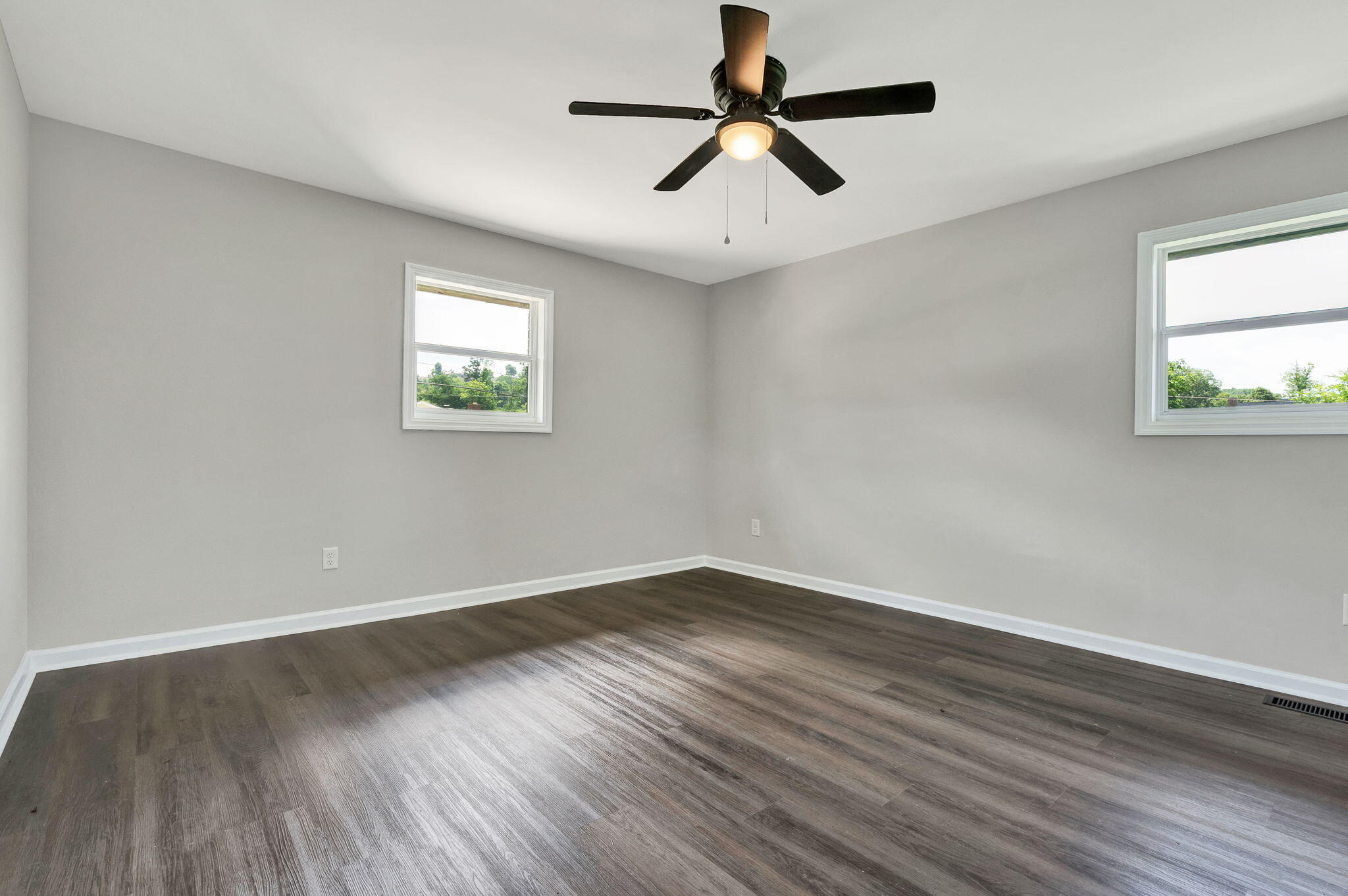 8164 Holly Crest Drive Property Photo 19