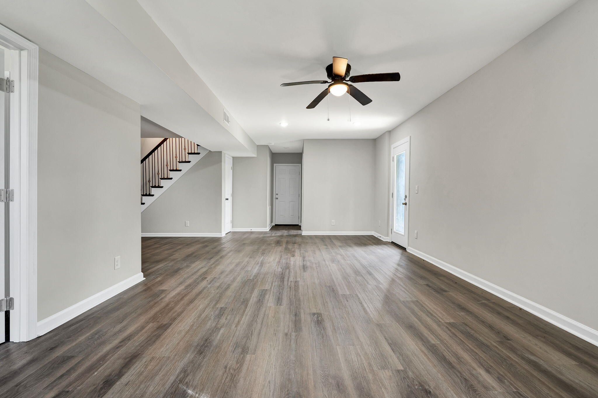 8164 Holly Crest Drive Property Photo 25
