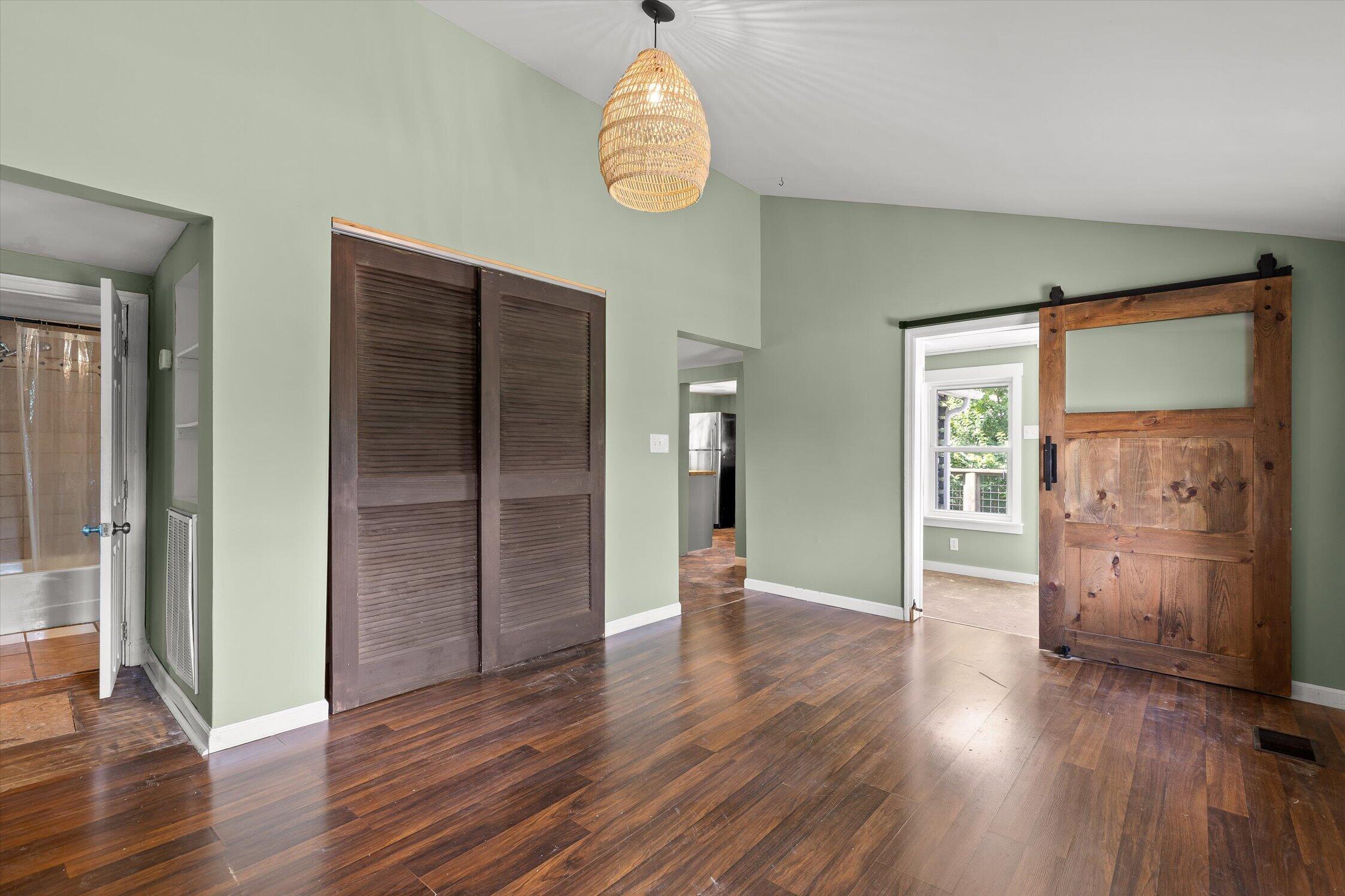 607 Nye Circle Property Photo 6