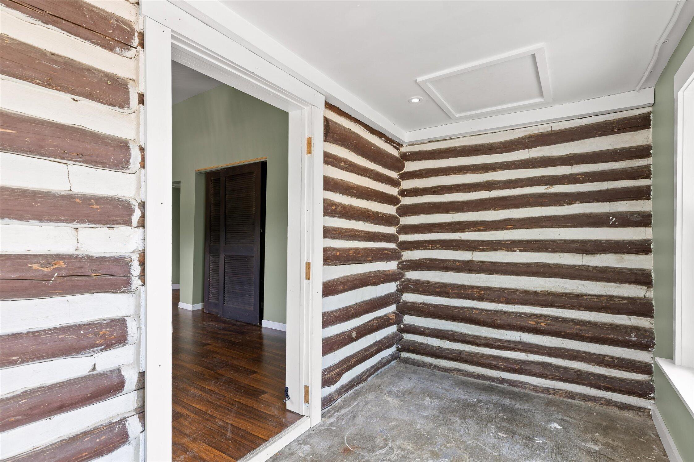 607 Nye Circle Property Photo 10